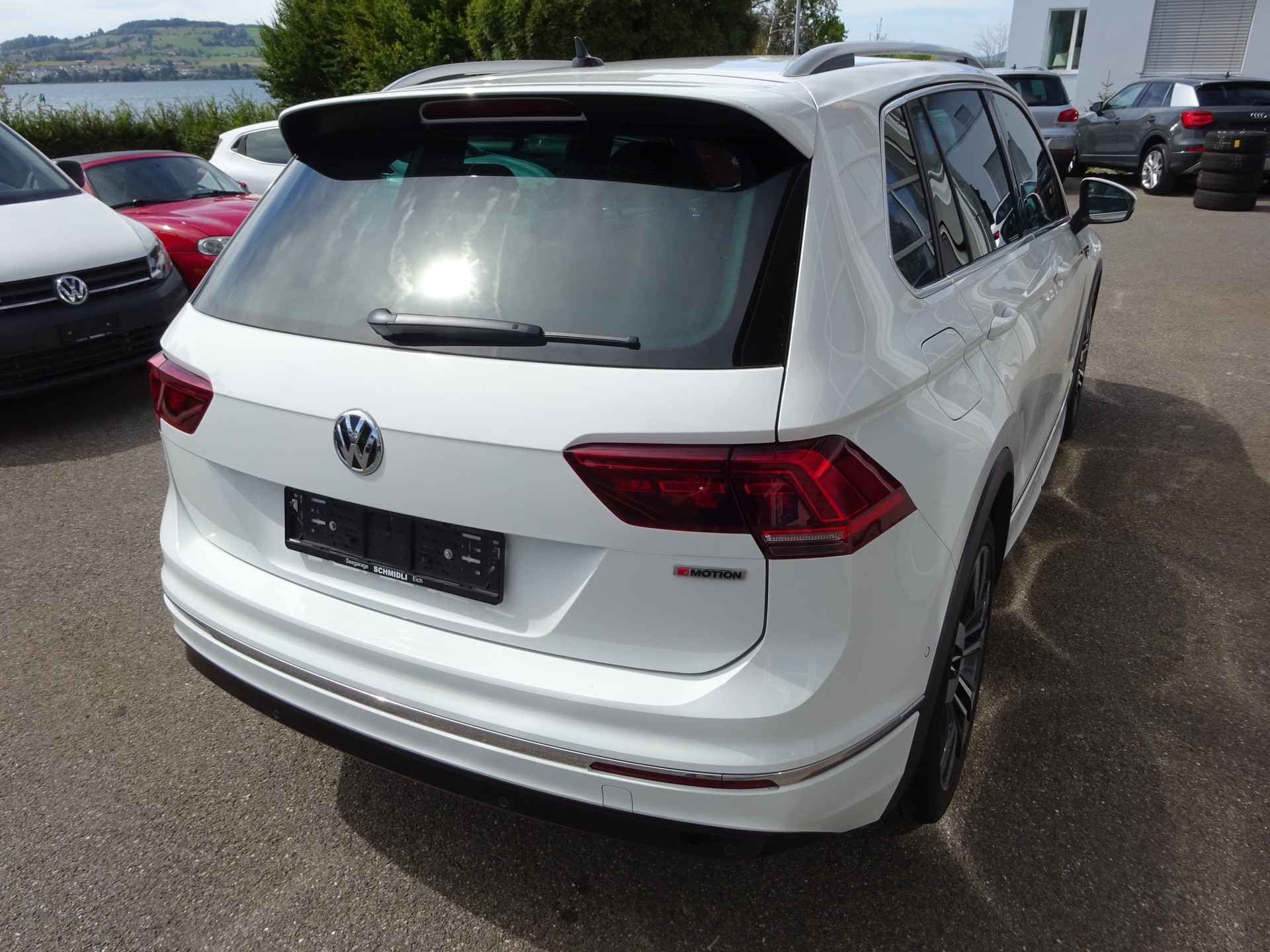VW Tiguan 2.0 TDI SCR Highline 4Motion DSG-image-2