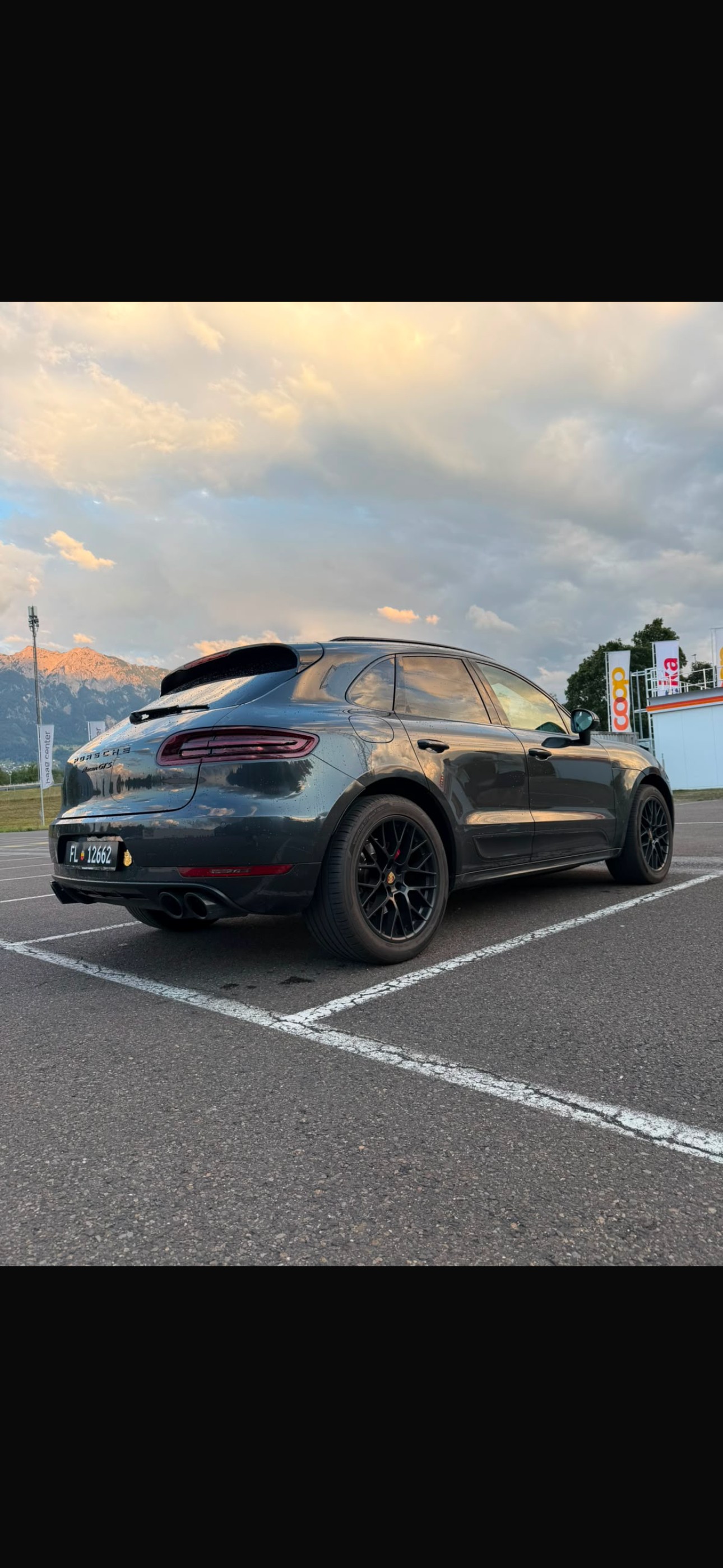 PORSCHE 3.0 V6 GTS-image-2