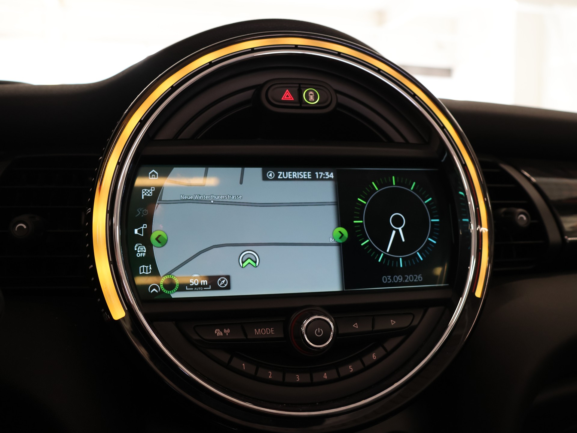 MINI Cooper John Cooper Works Cabriolet Steptronic *PAKET-CHILI*-image-25
