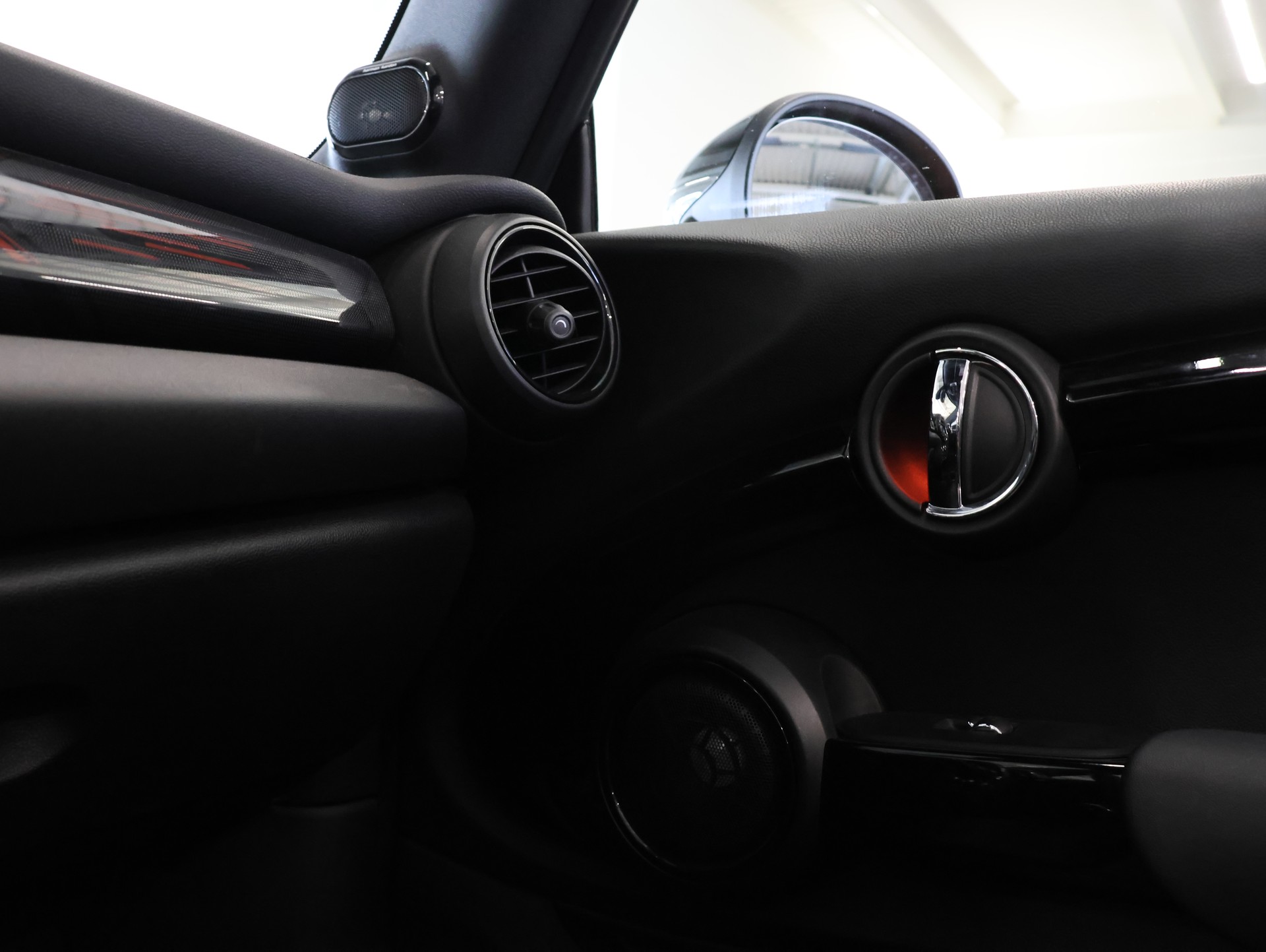 MINI Cooper John Cooper Works Cabriolet Steptronic *PAKET-CHILI*-image-29