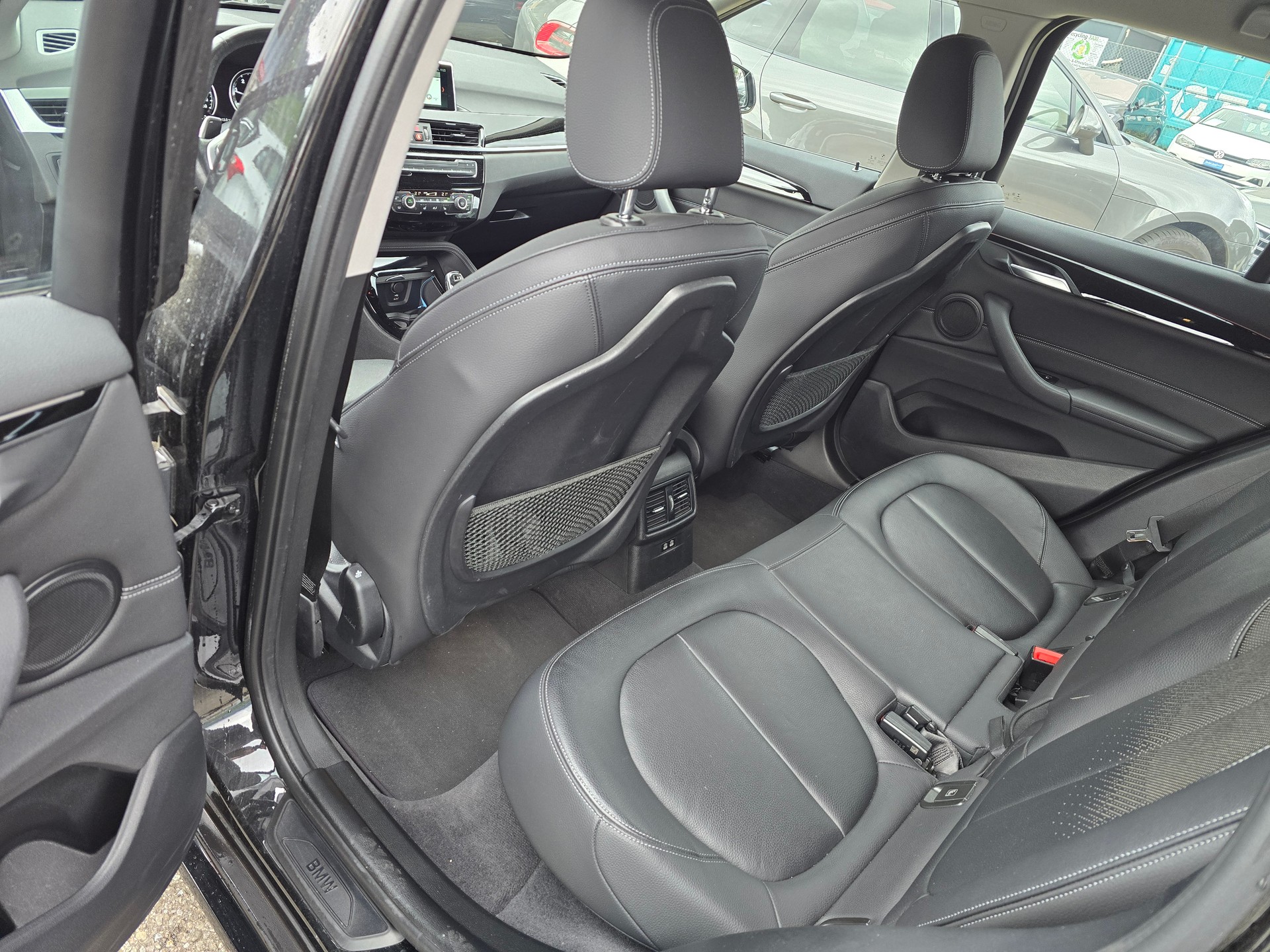 BMW X1 xDrive 18d Sport Line Steptronic-image-10