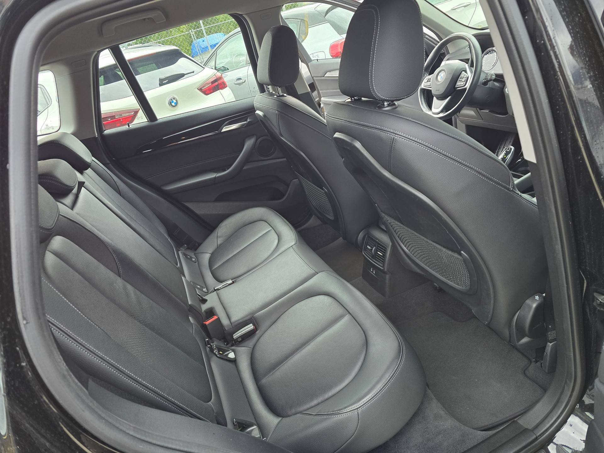 BMW X1 xDrive 18d Sport Line Steptronic-image-11