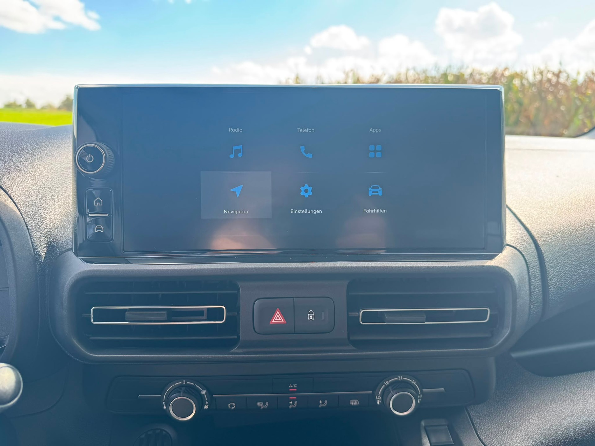 TOYOTA Proace City Van EV 50 kWh Advanced Medium-image-10