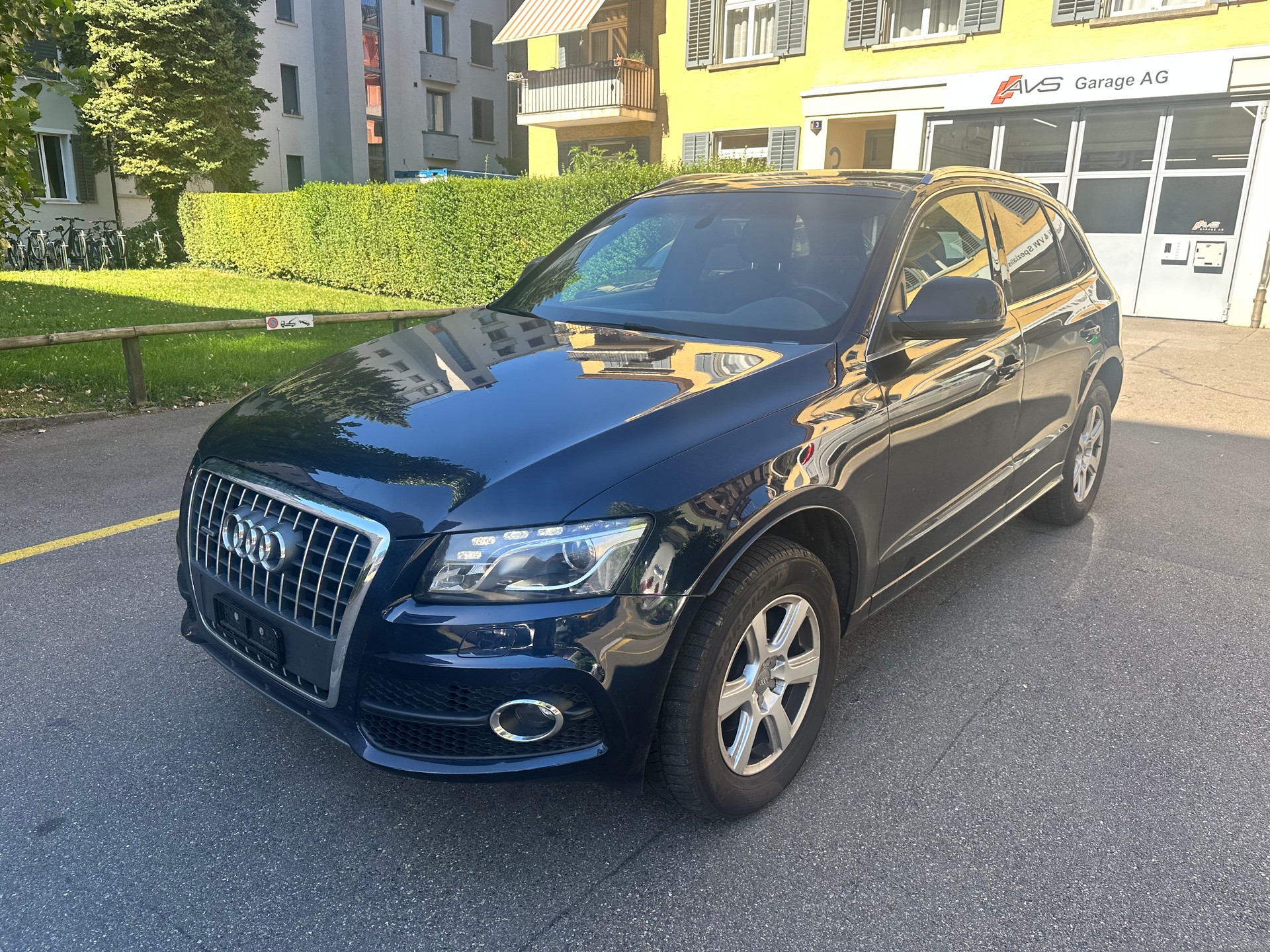 AUDI Q5 2.0 TFSI quattro S-tronic-image-0
