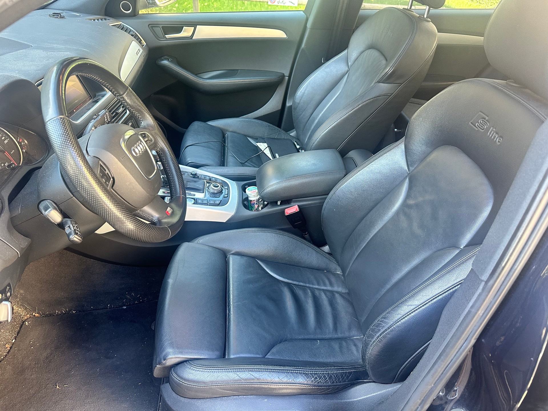 AUDI Q5 2.0 TFSI quattro S-tronic-image-11