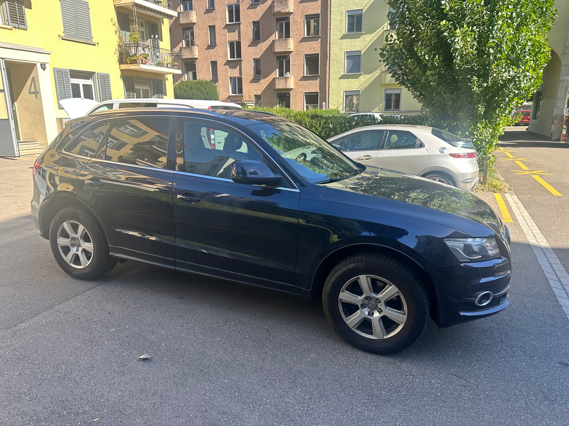 AUDI Q5 2.0 TFSI quattro S-tronic-image-7