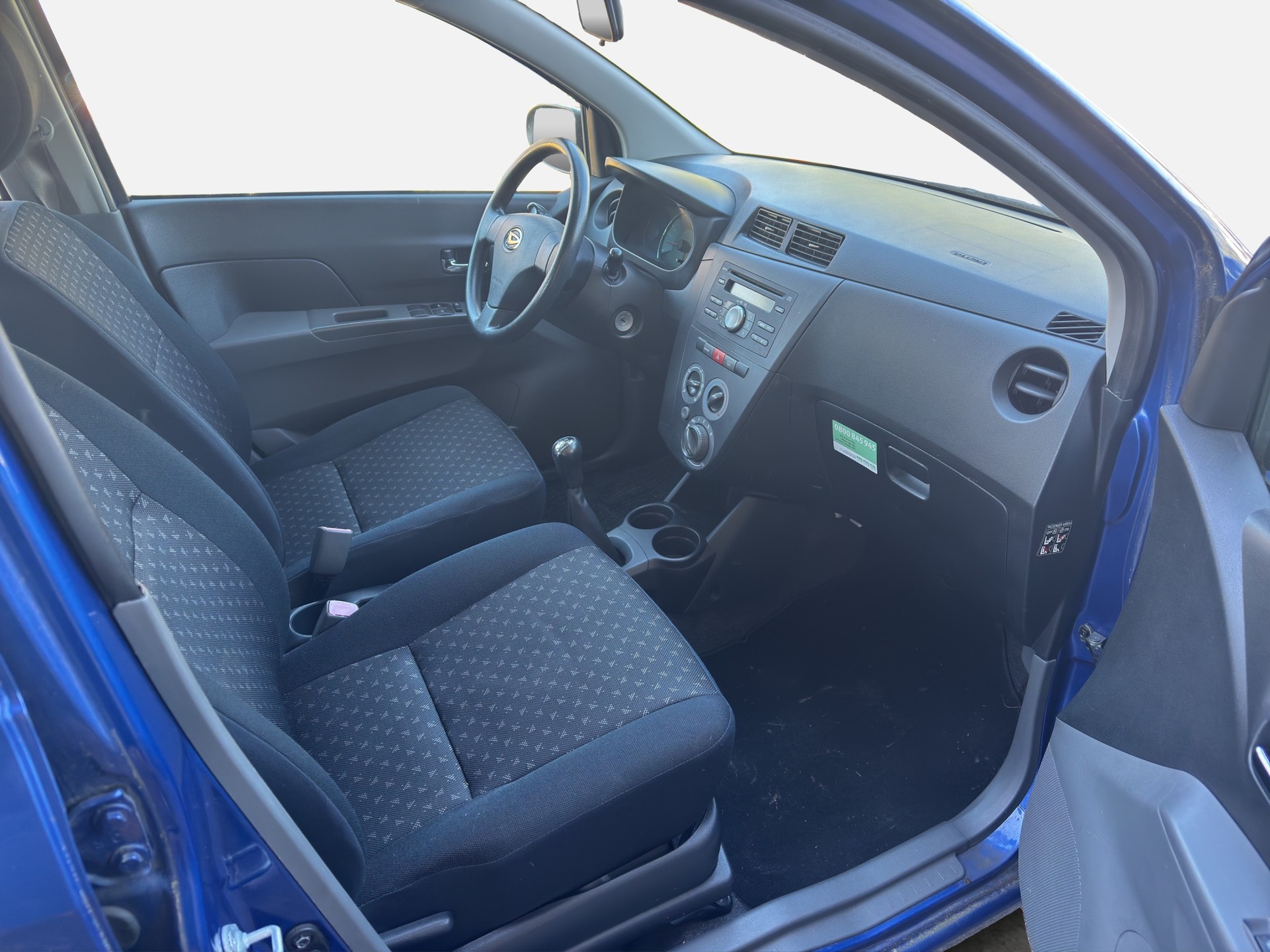 DAIHATSU Cuore 1.0 SX-image-5