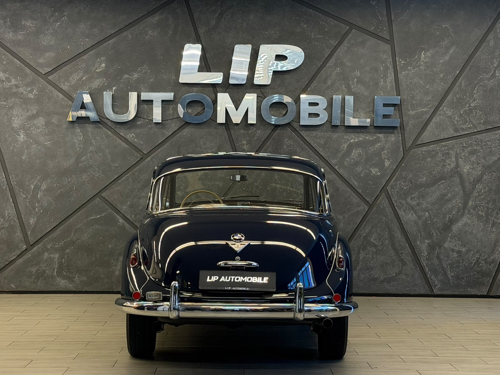 BMW 502A-image-6