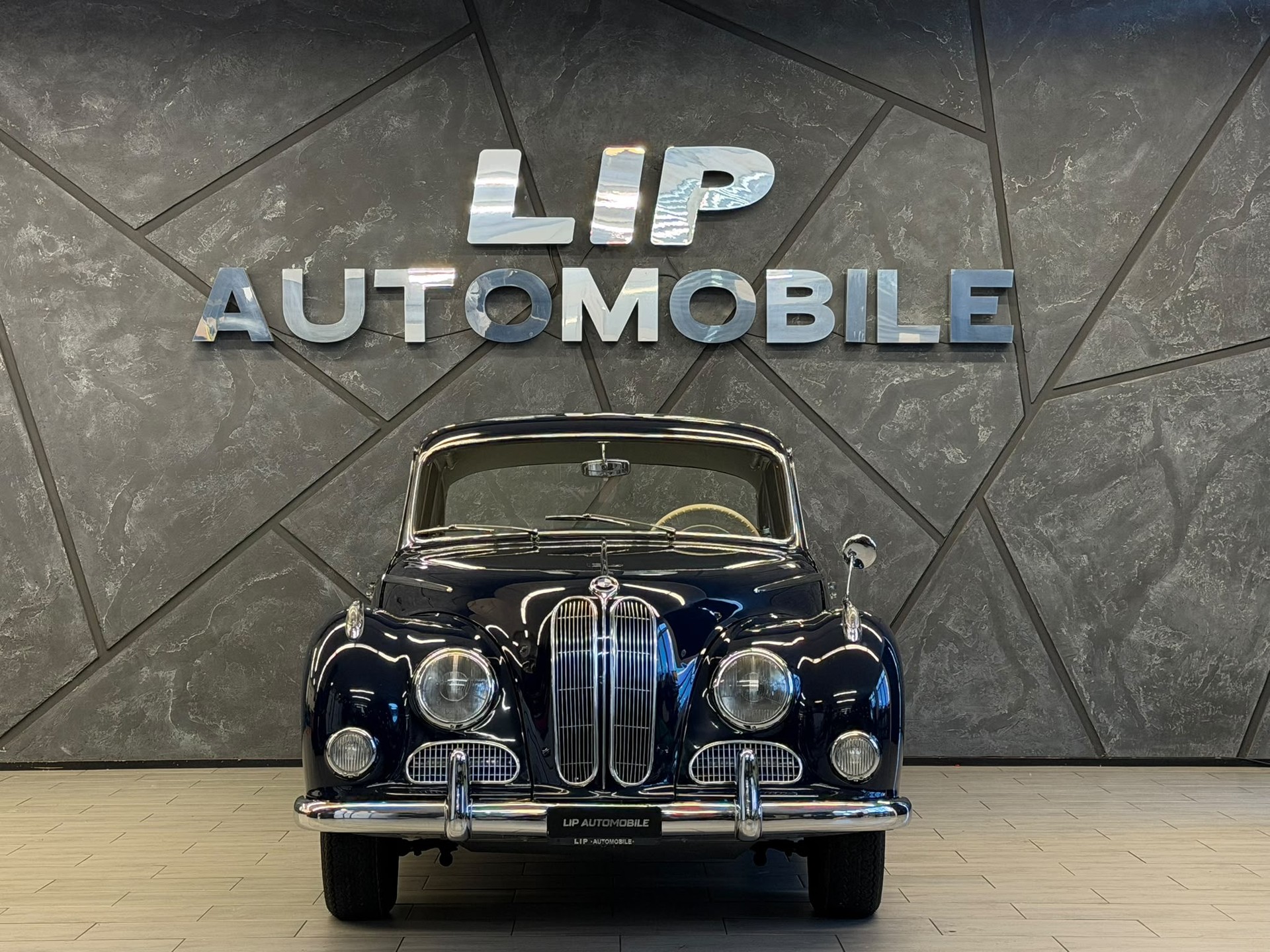 BMW 502A-image-1