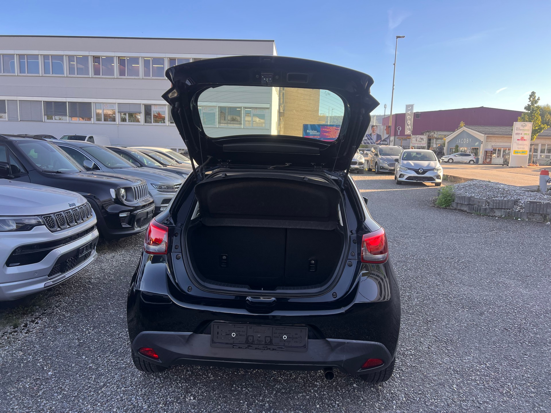 MAZDA 2 SKYACTIV-G 90 Ambition Automat-image-7