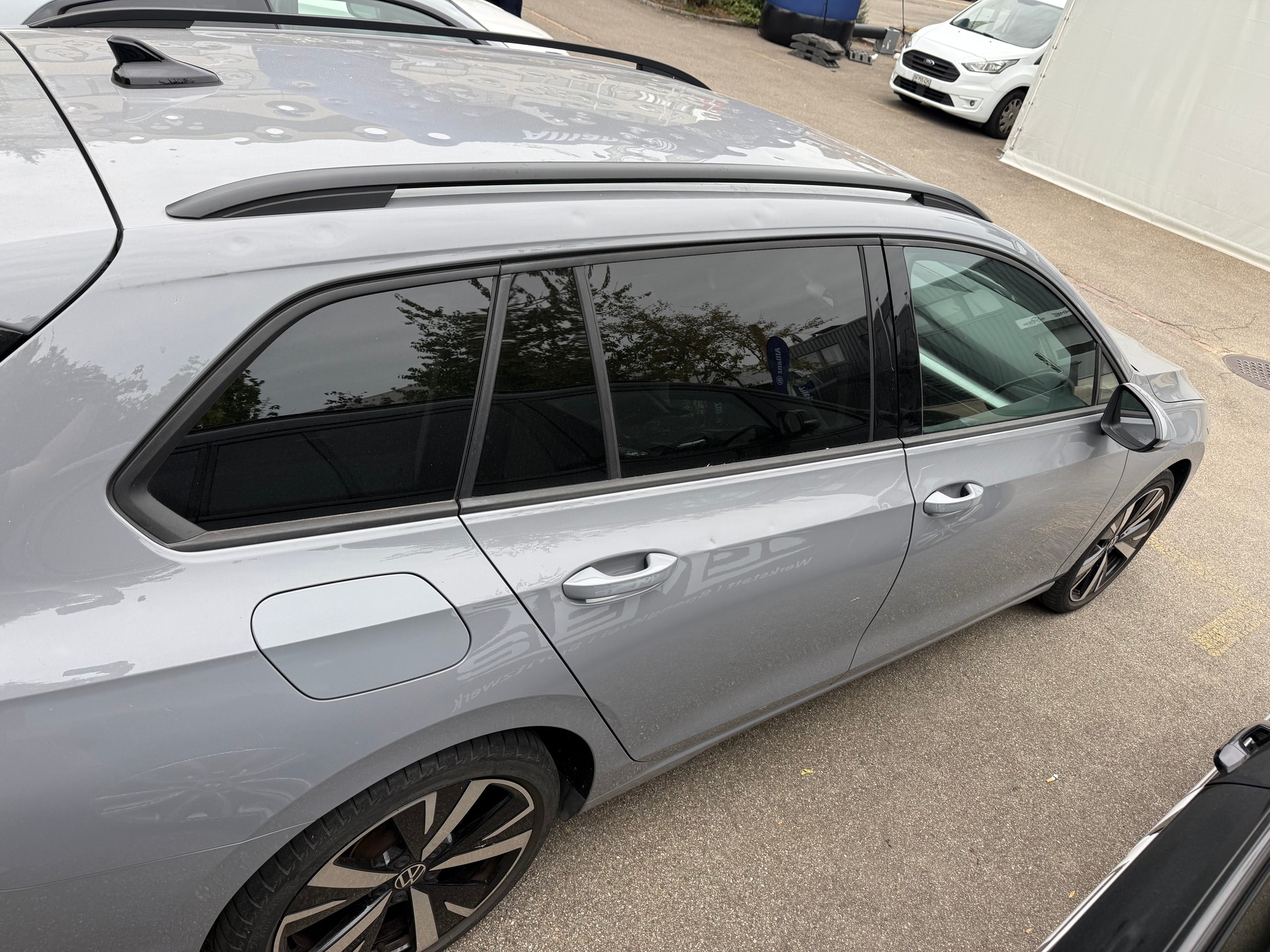 VW Golf Variant 1.5 eTSI mHEV Life DSG-image-6