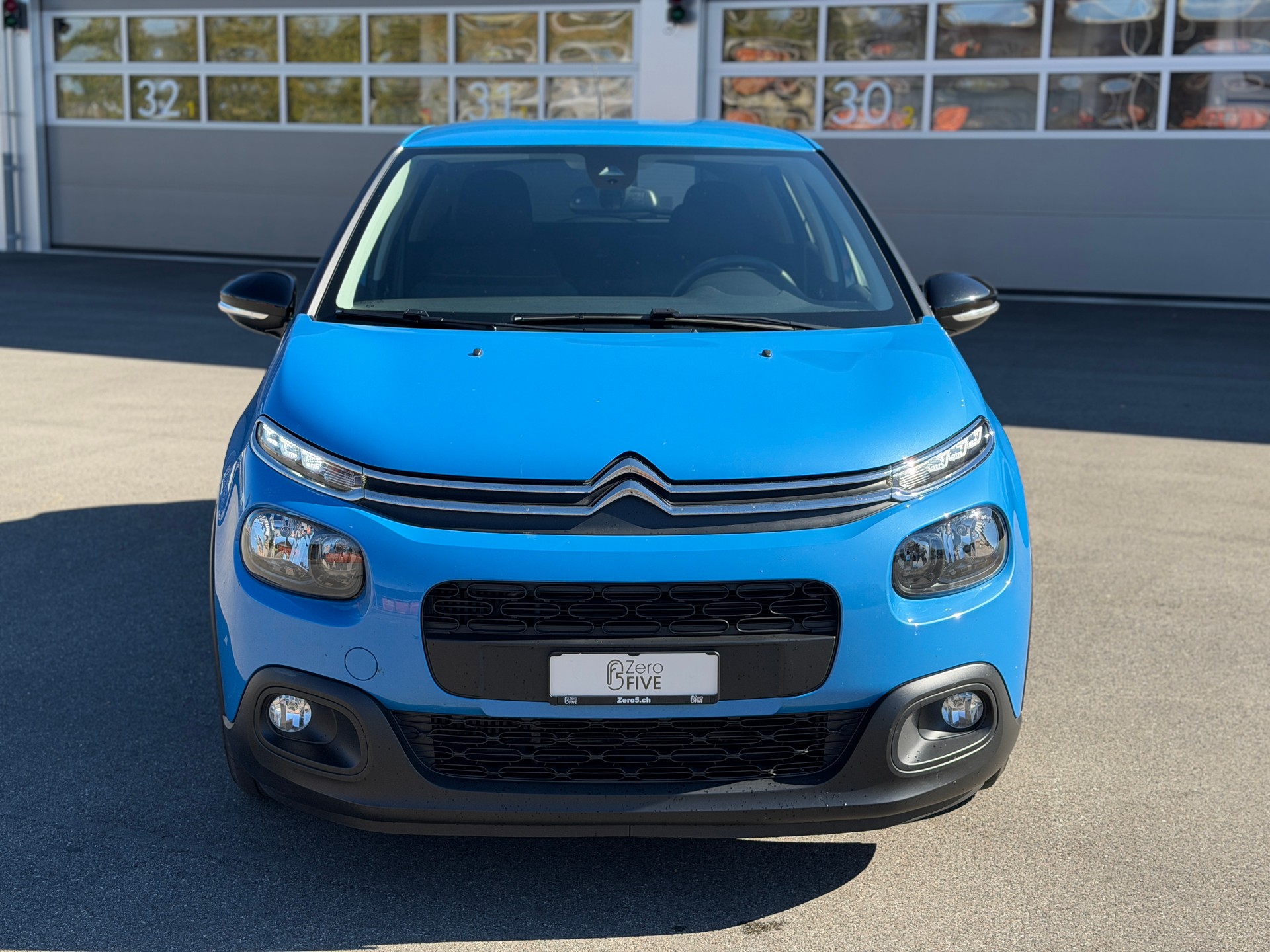 CITROEN C3 1.2i PureTech Feel-image-1