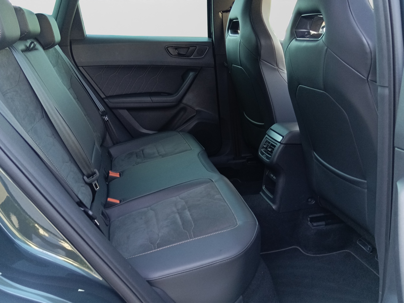 CUPRA Ateca 1.5 TSI DSG-image-5