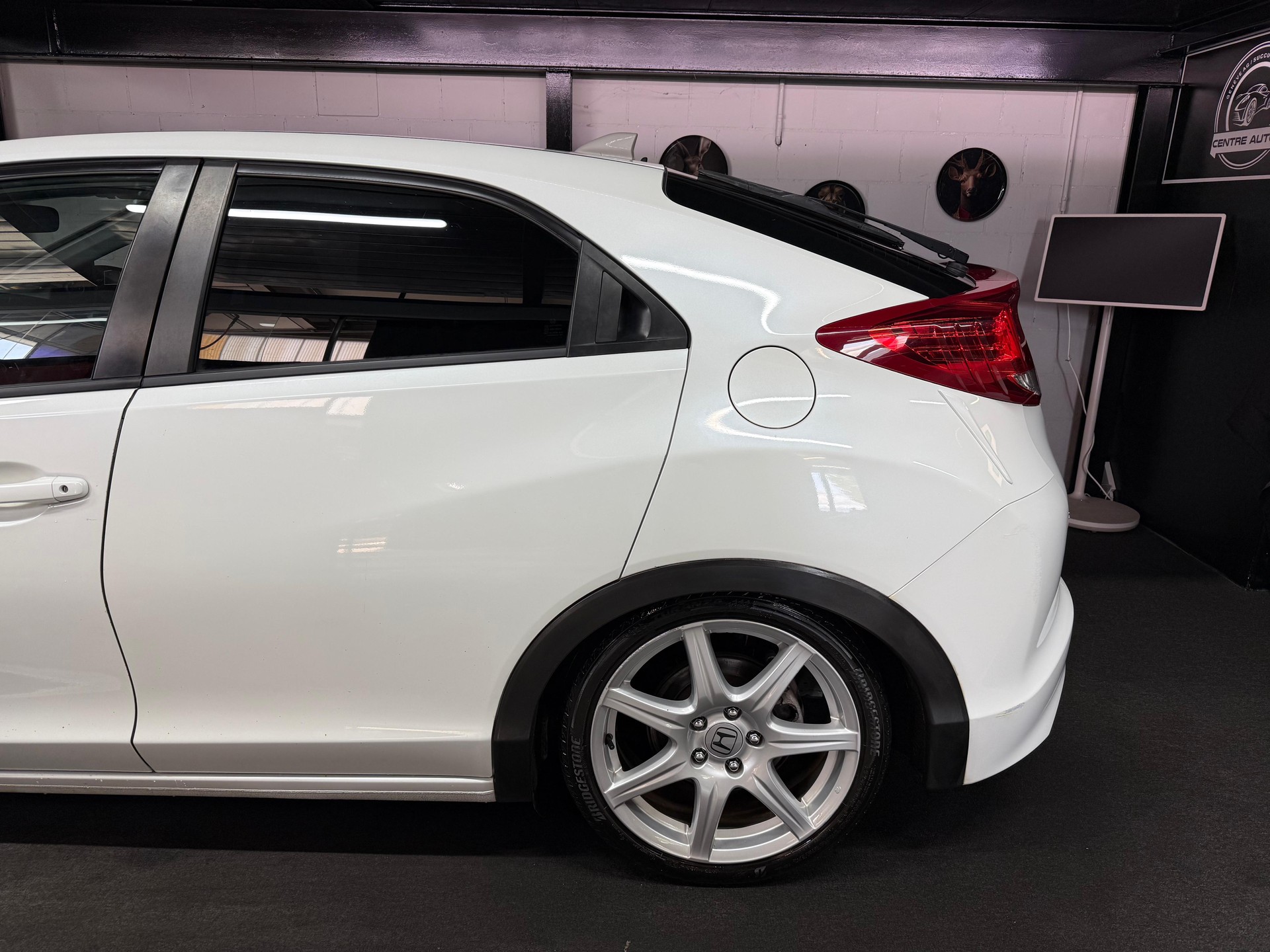 HONDA Civic 2.2i-DTEC Executive-image-6