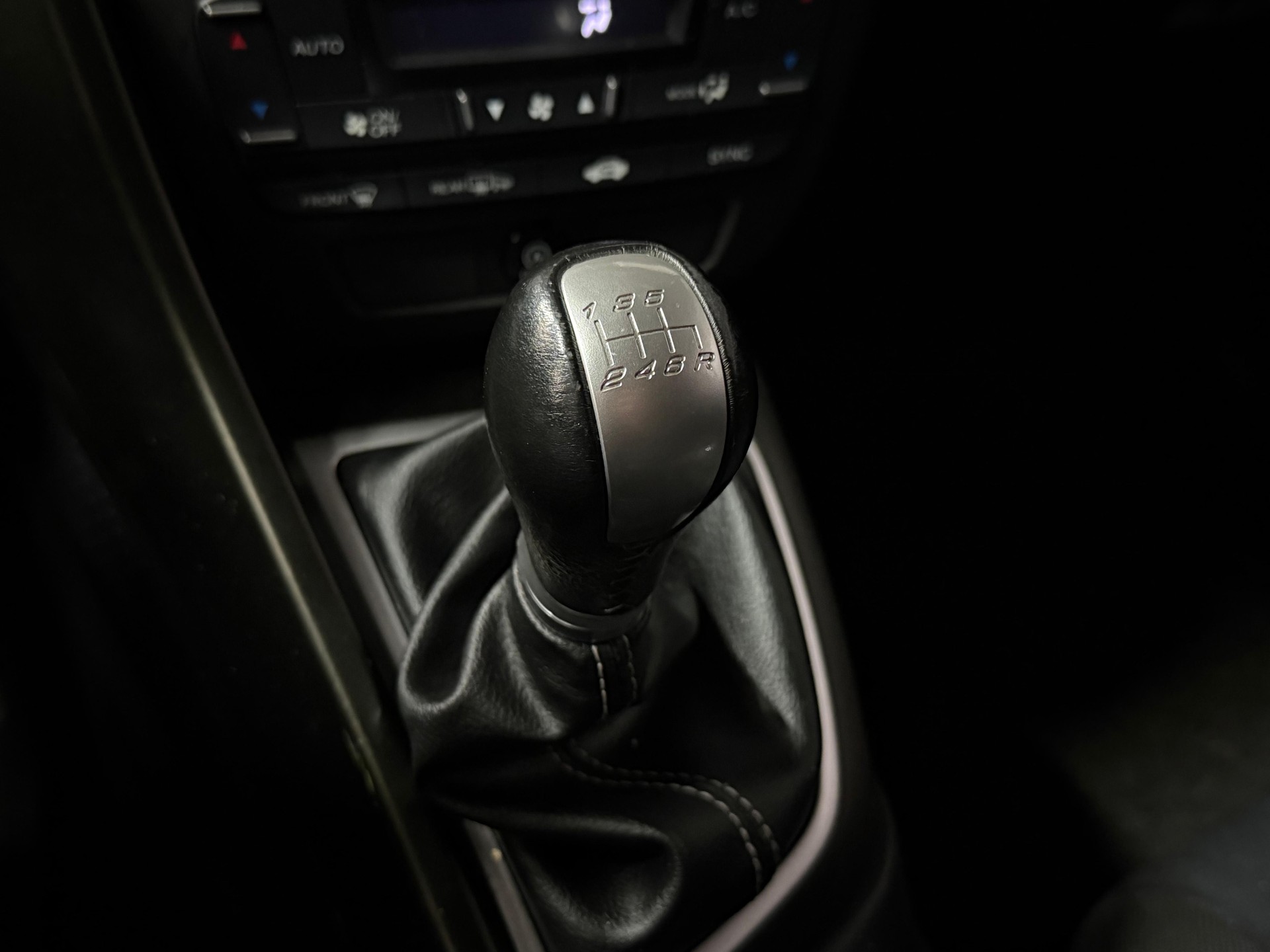HONDA Civic 2.2i-DTEC Executive-image-15