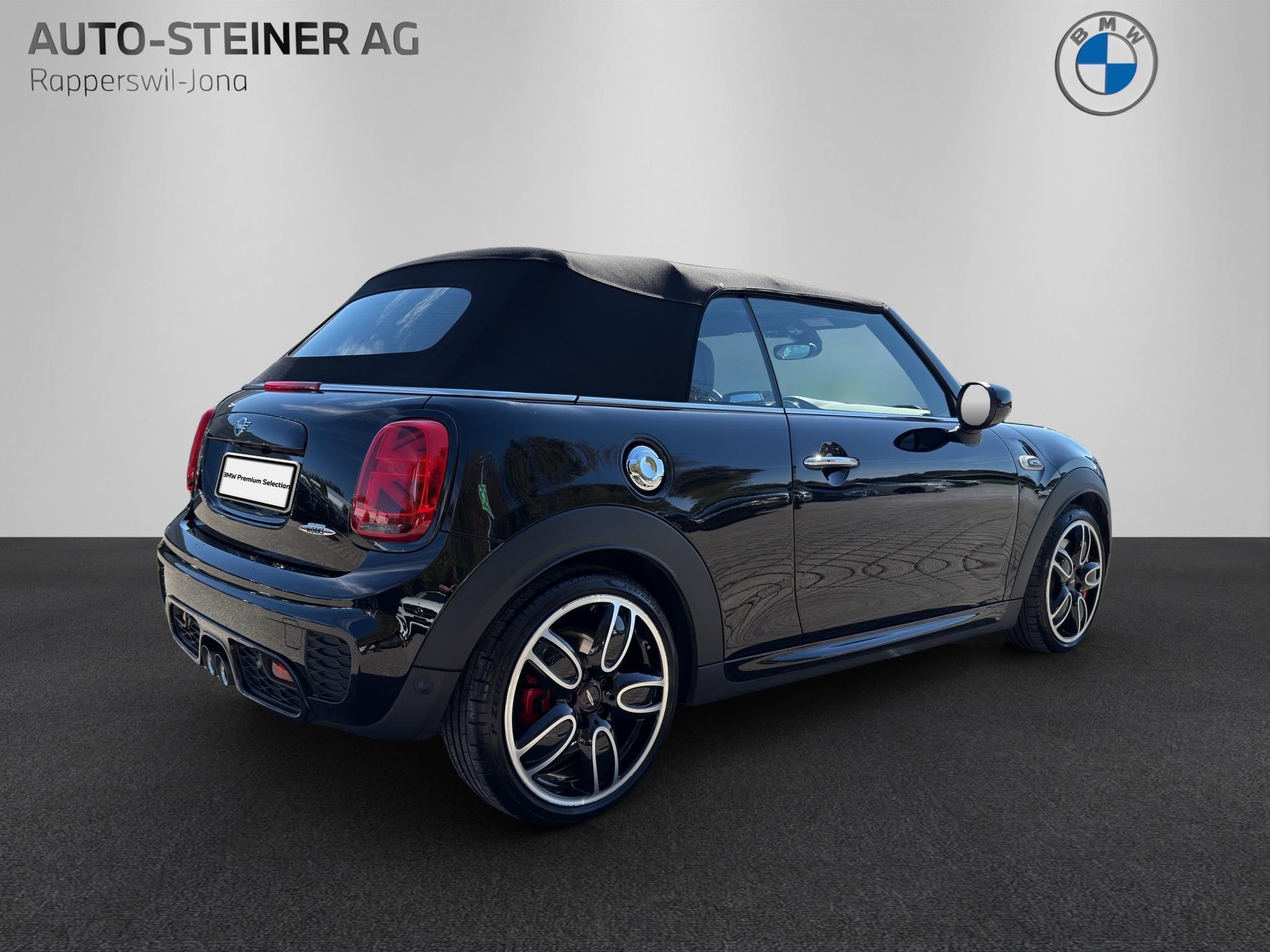 MINI John Cooper Works Cabriolet Steptronic-image-4