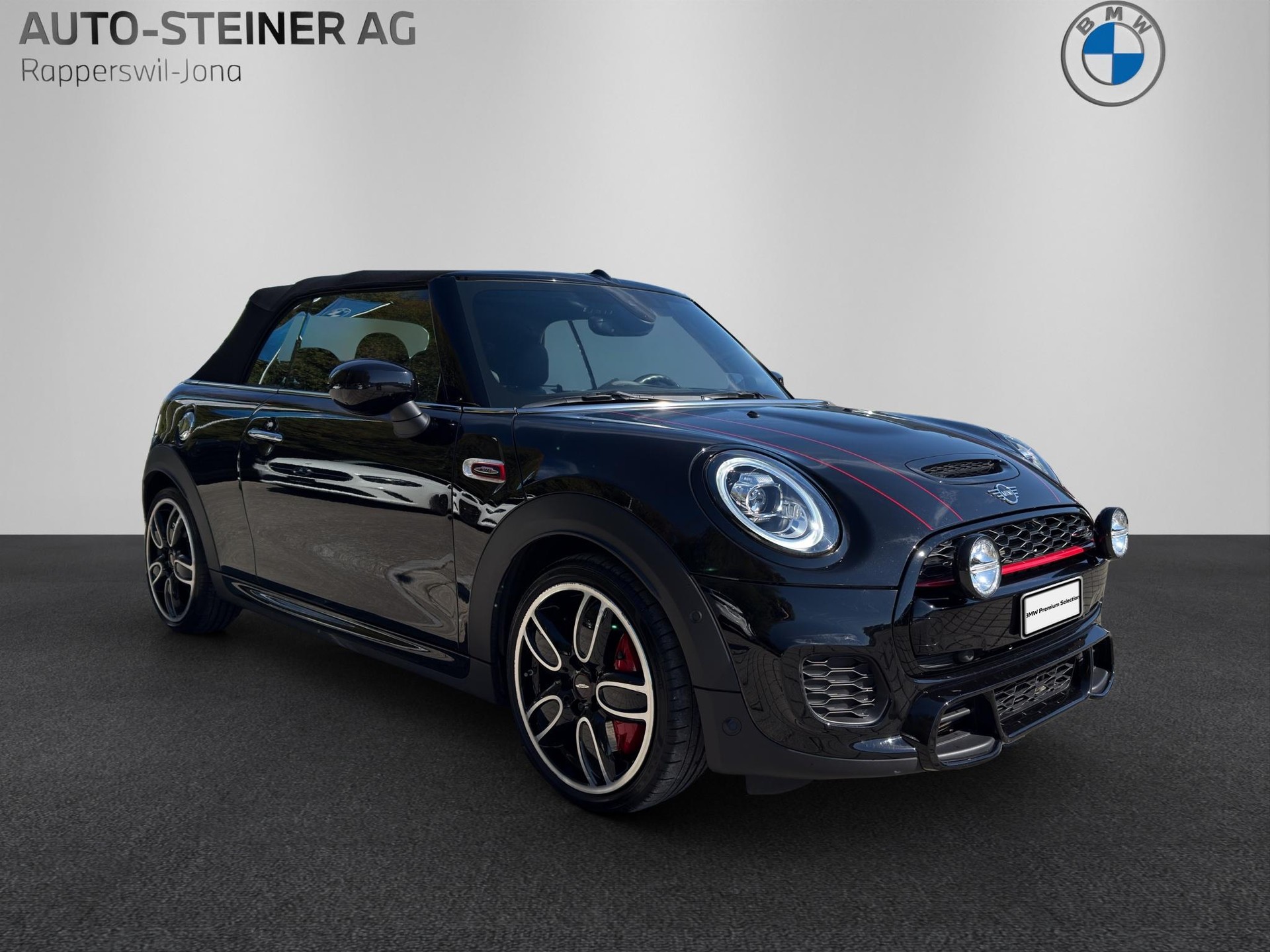 MINI John Cooper Works Cabriolet Steptronic-image-6