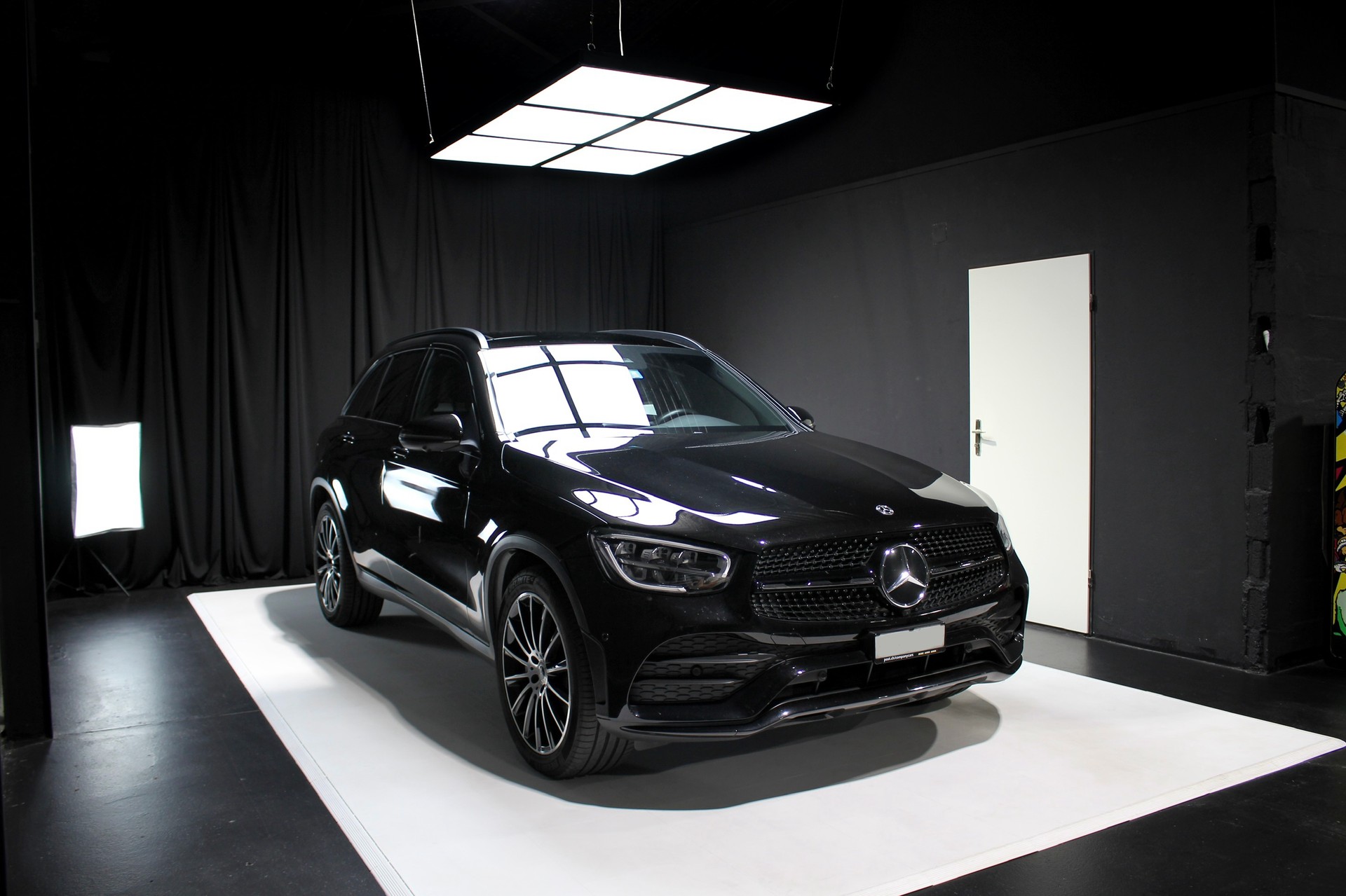 MERCEDES-BENZ GLC 220 d AMG Line 4Matic 9G-Tronic-image-4