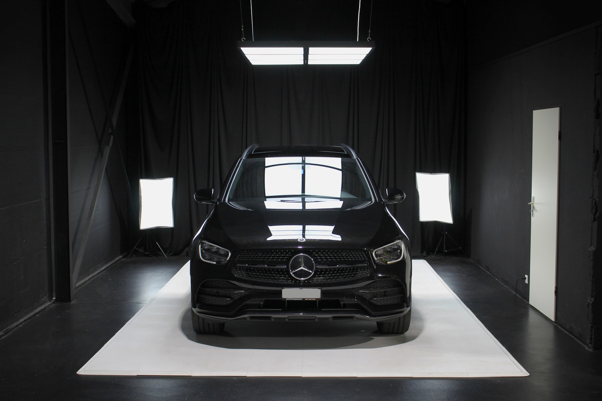 MERCEDES-BENZ GLC 220 d AMG Line 4Matic 9G-Tronic-image-3