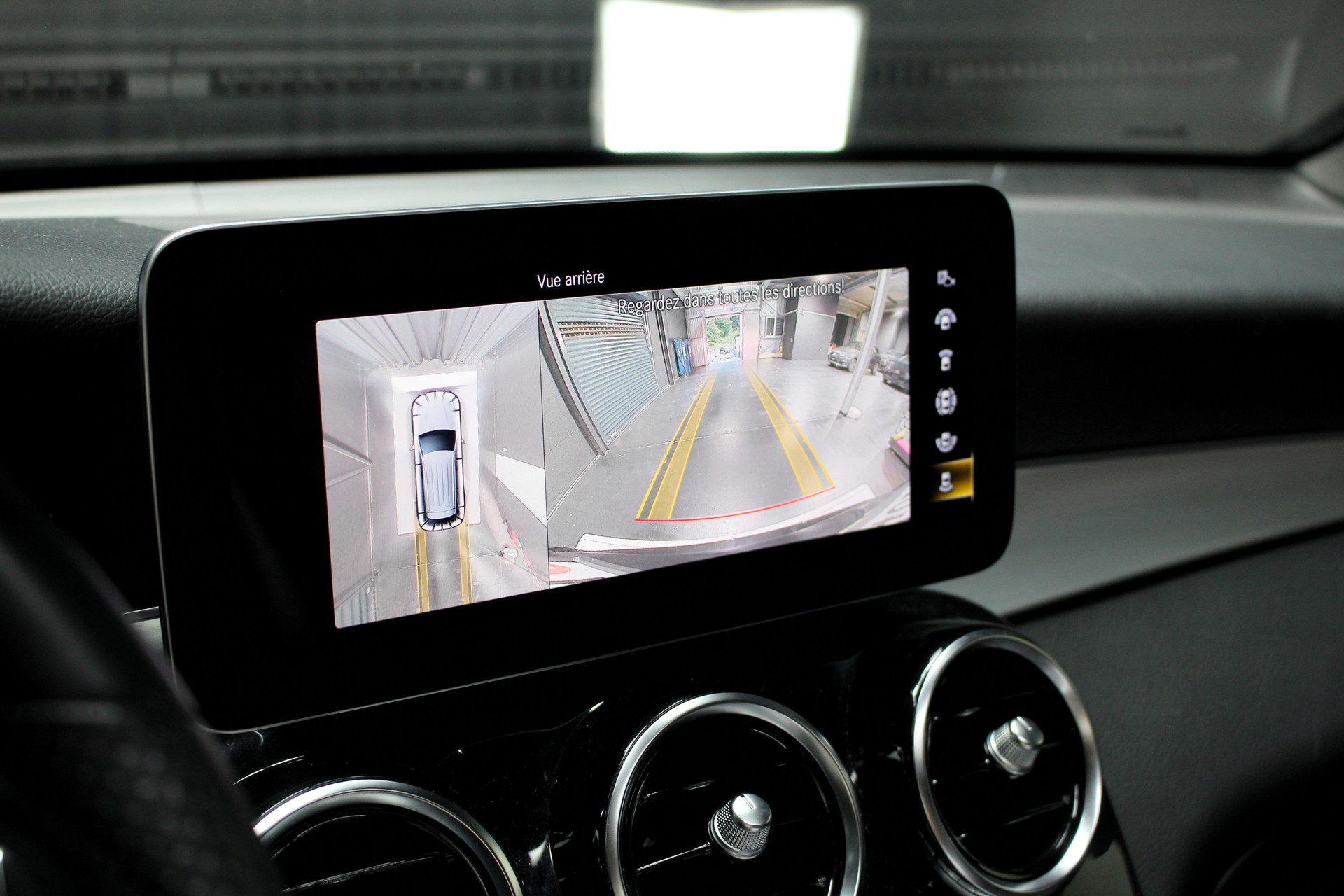 MERCEDES-BENZ GLC 220 d AMG Line 4Matic 9G-Tronic-image-8