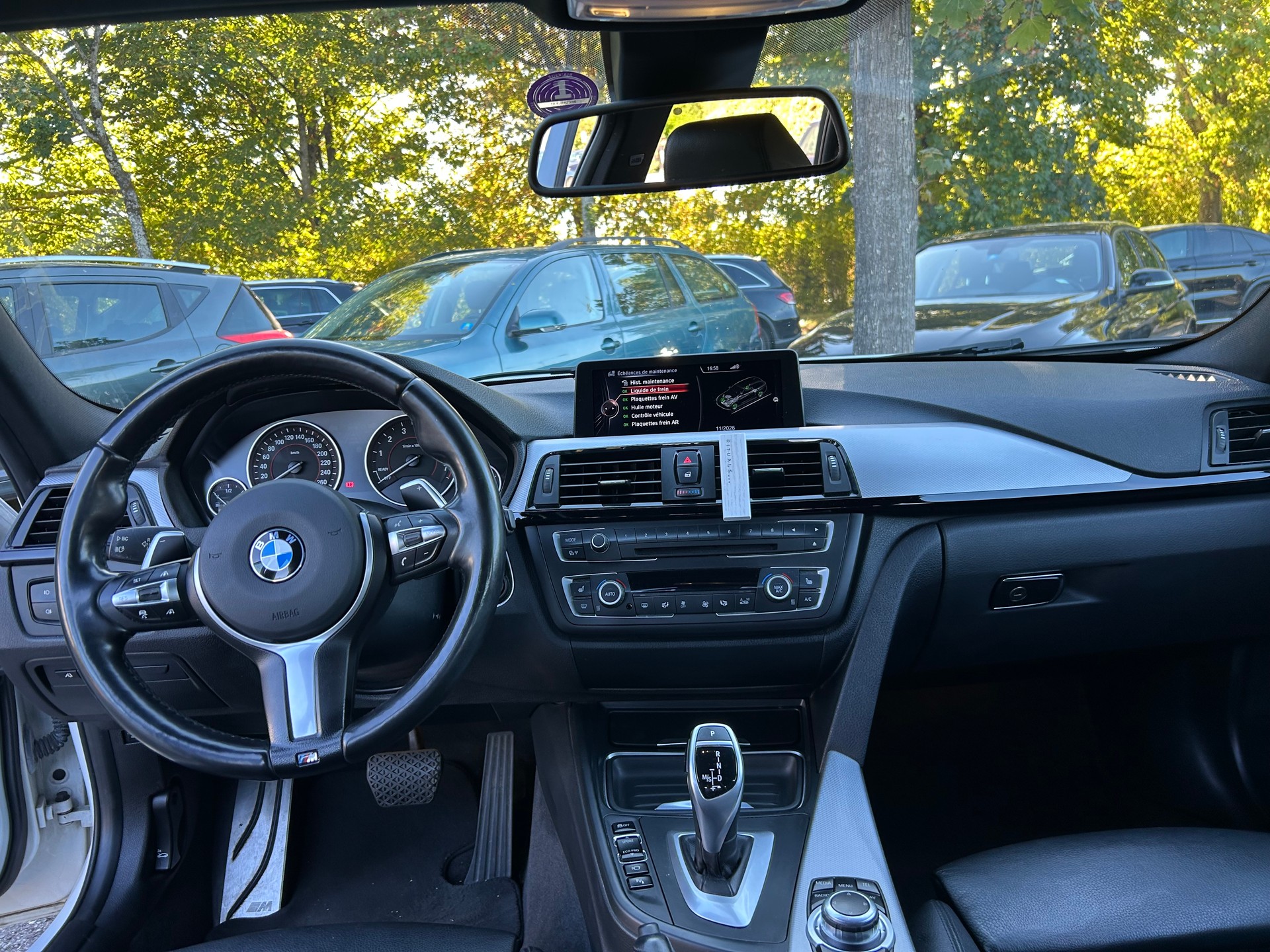 BMW 335i xDrive Touring M Sport F31 (Break)-image-6