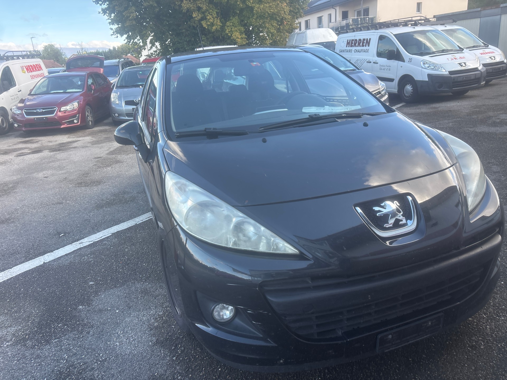 PEUGEOT 207 1.4 Trendy Clim-image-6