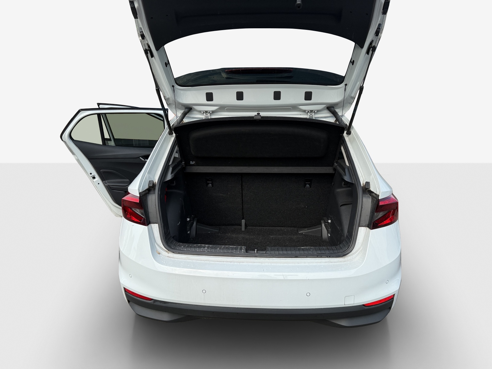 SKODA Fabia 1.0 TSI Ambition-image-11