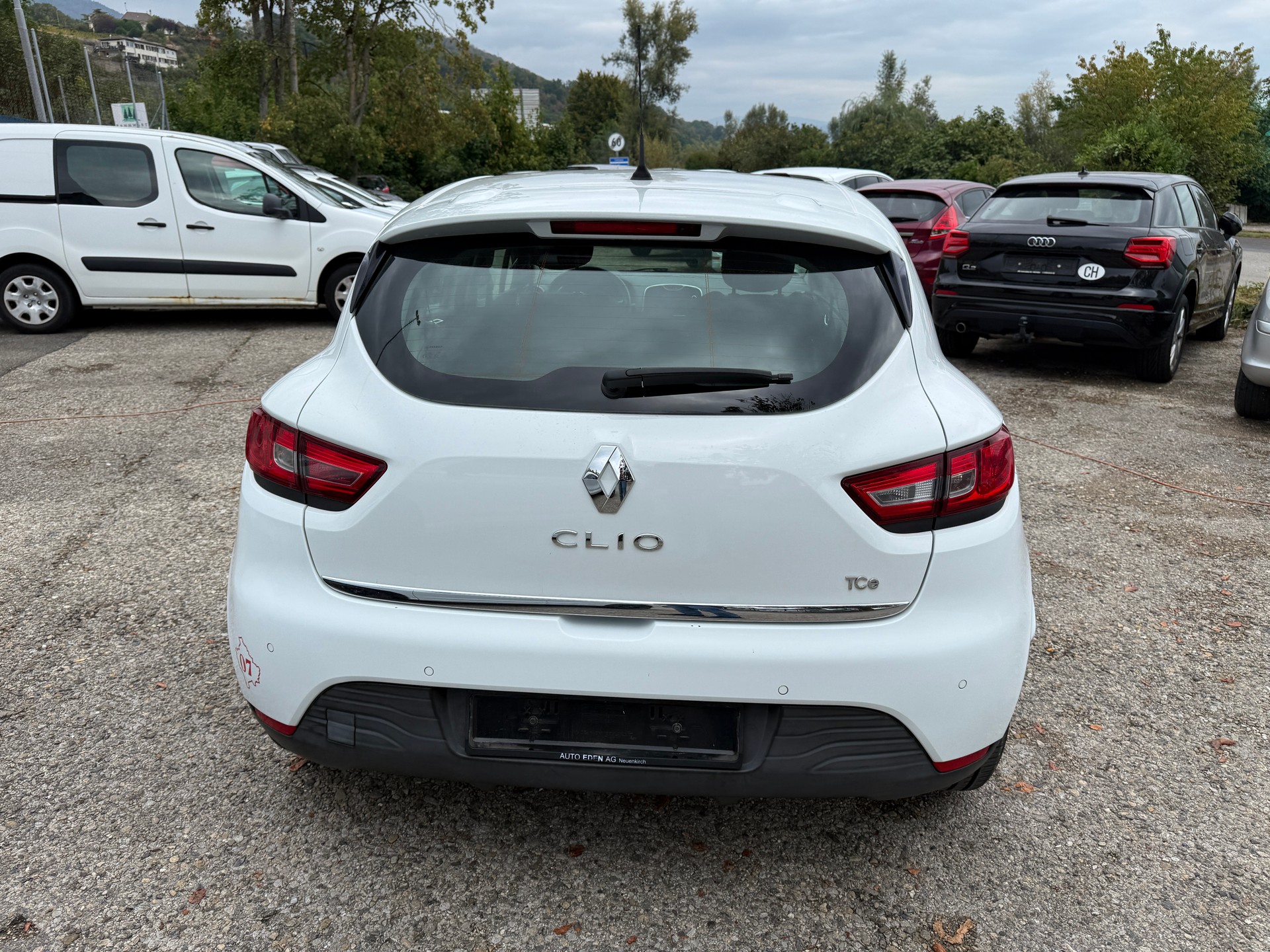 RENAULT Clio 0.9 12V Expression-image-5