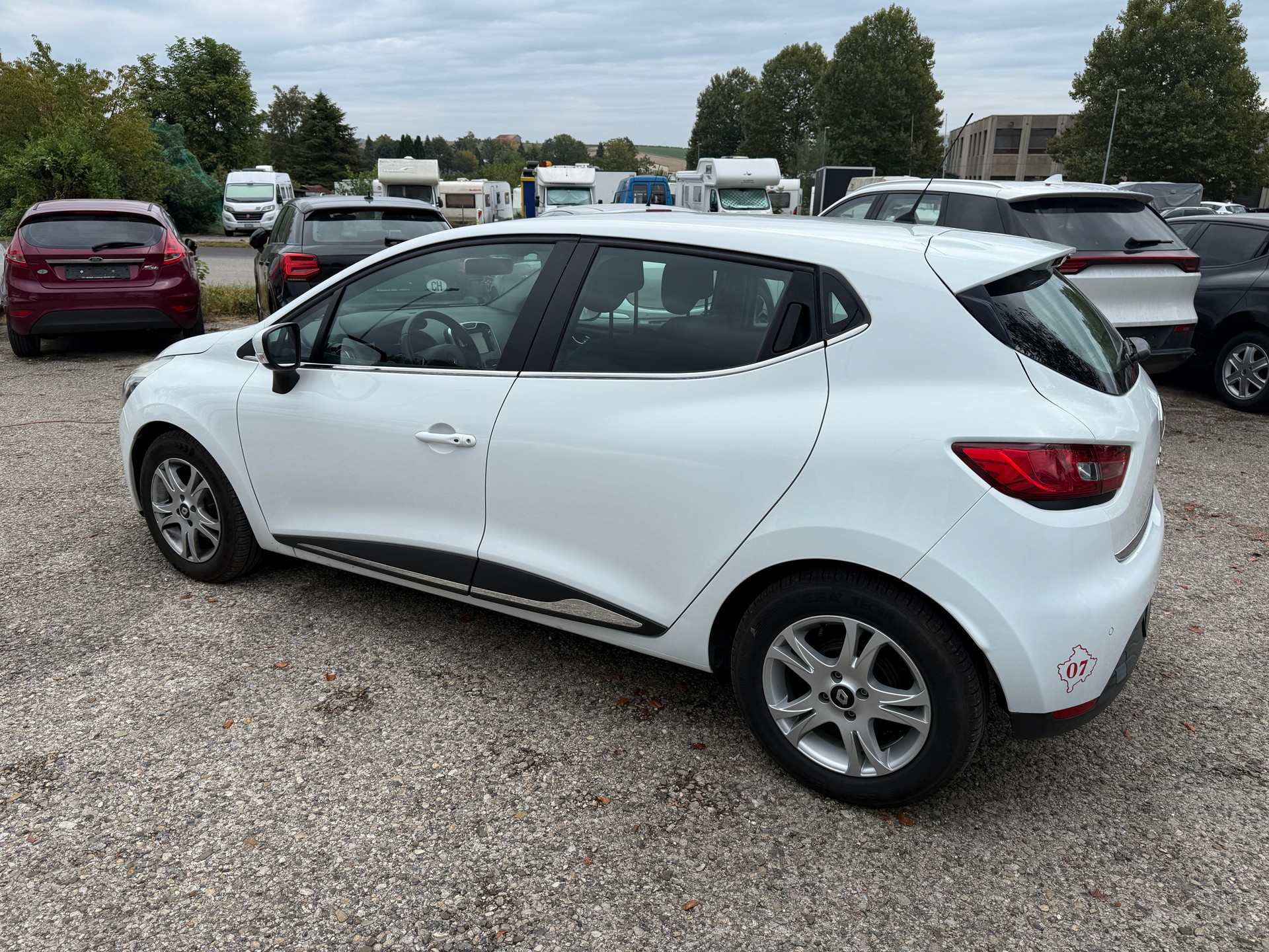 RENAULT Clio 0.9 12V Expression-image-6