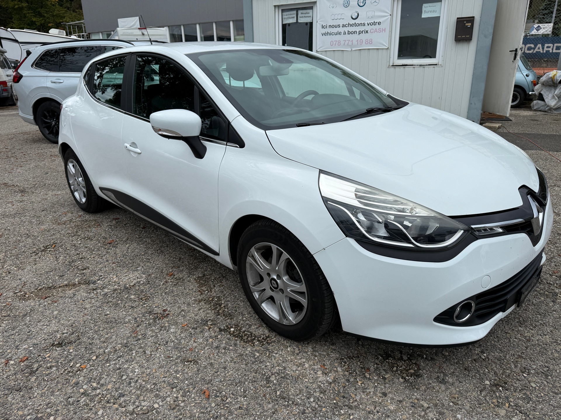 RENAULT Clio 0.9 12V Expression-image-2