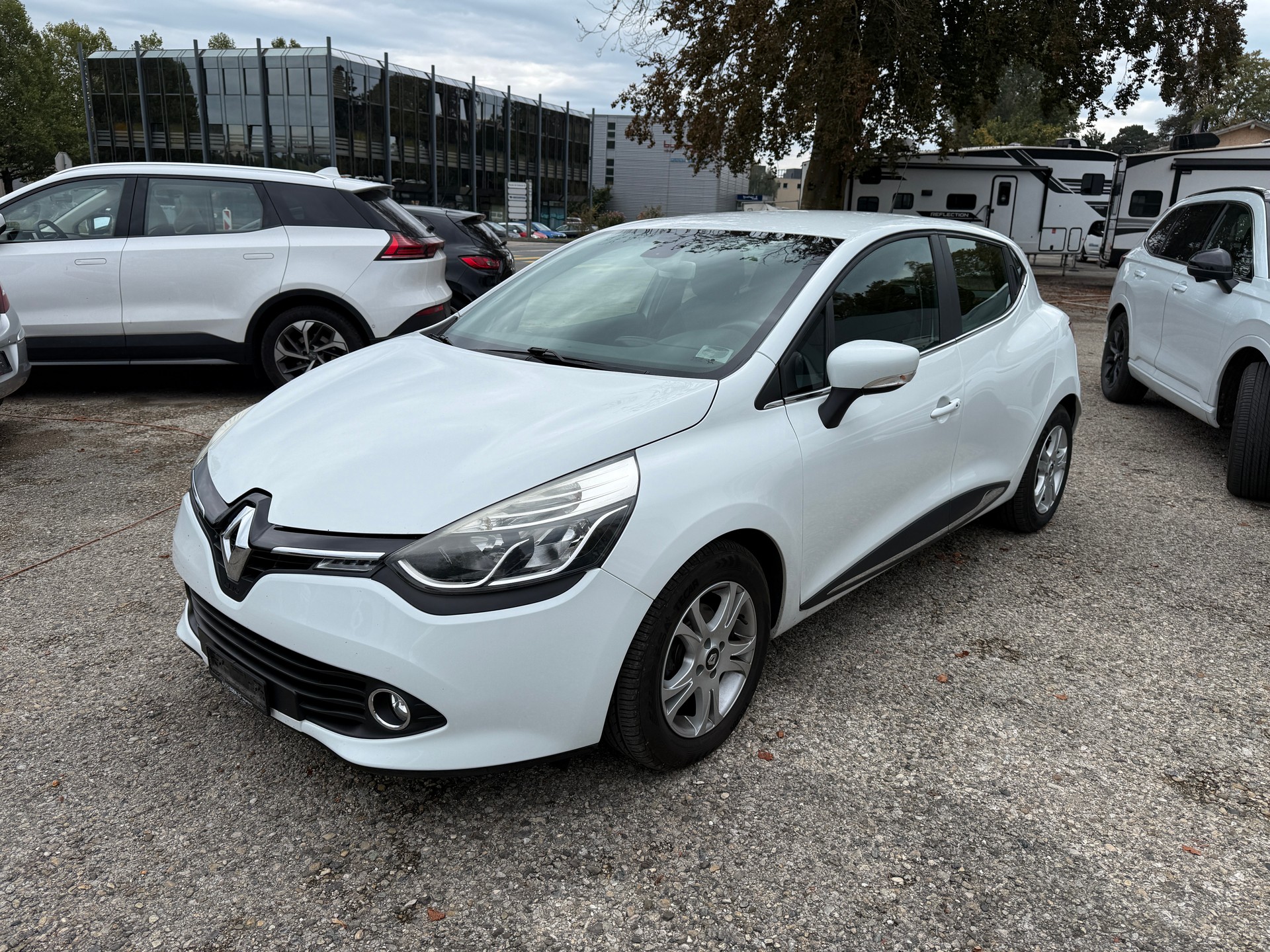 RENAULT Clio 0.9 12V Expression-image-1