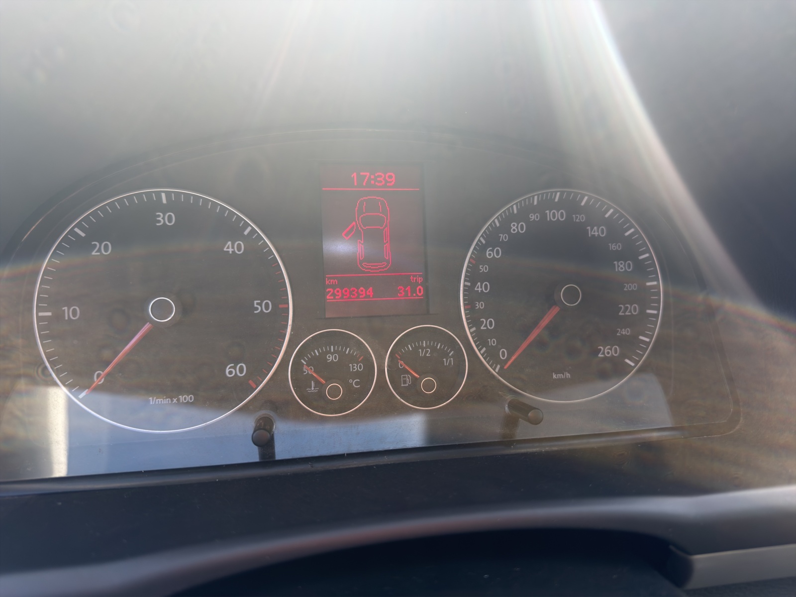 VW Touran 2.0-image-8