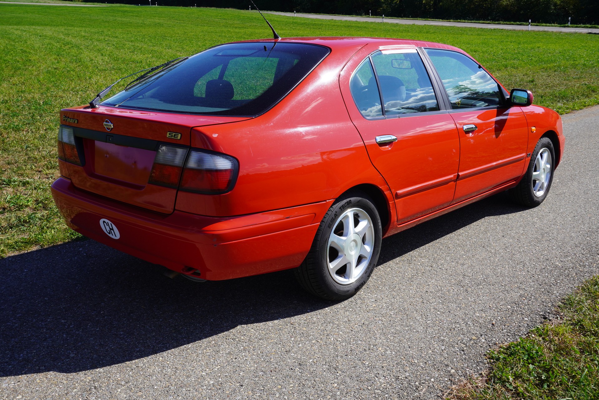 NISSAN Primera 2.0 SE-image-4