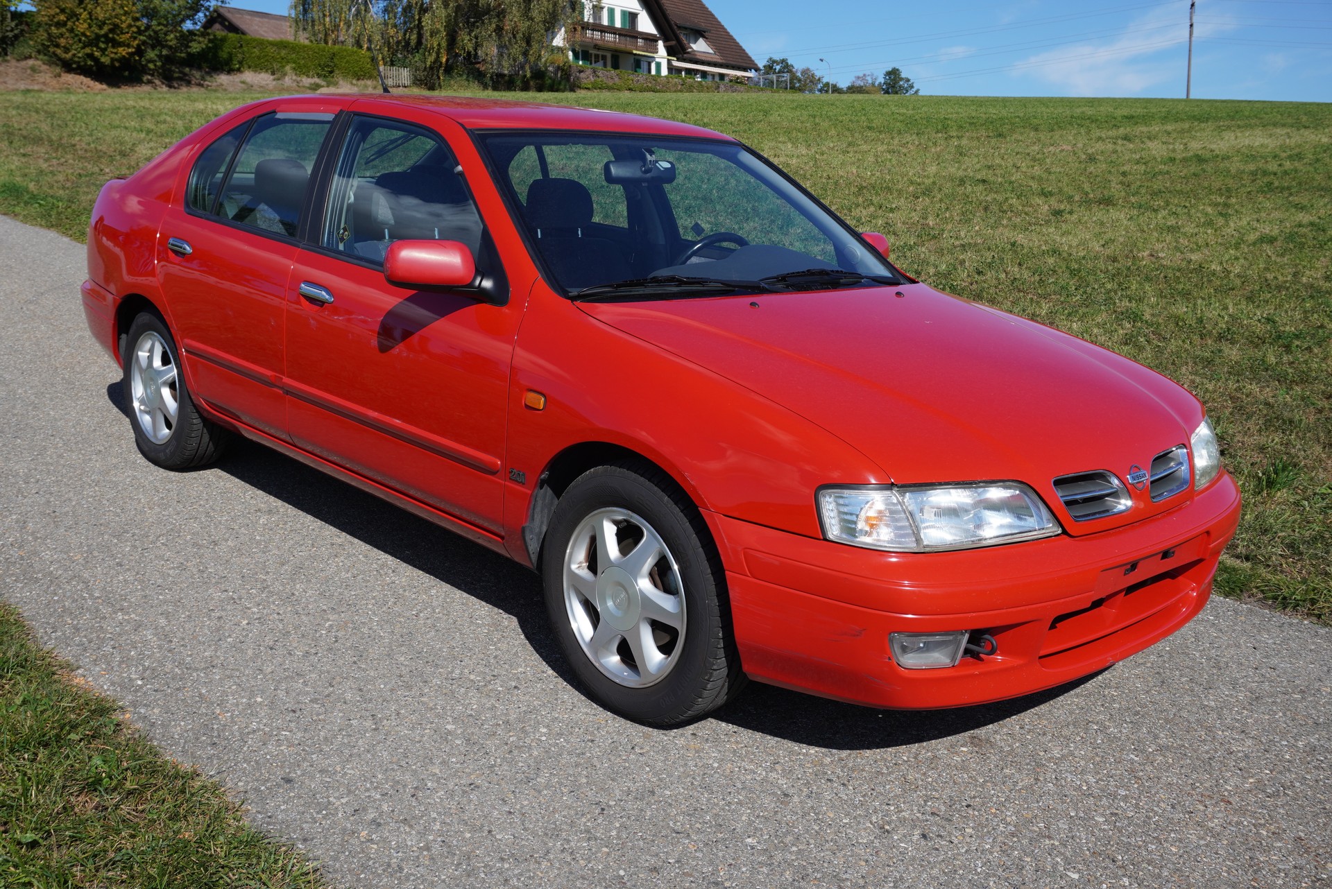 NISSAN Primera 2.0 SE-image-2