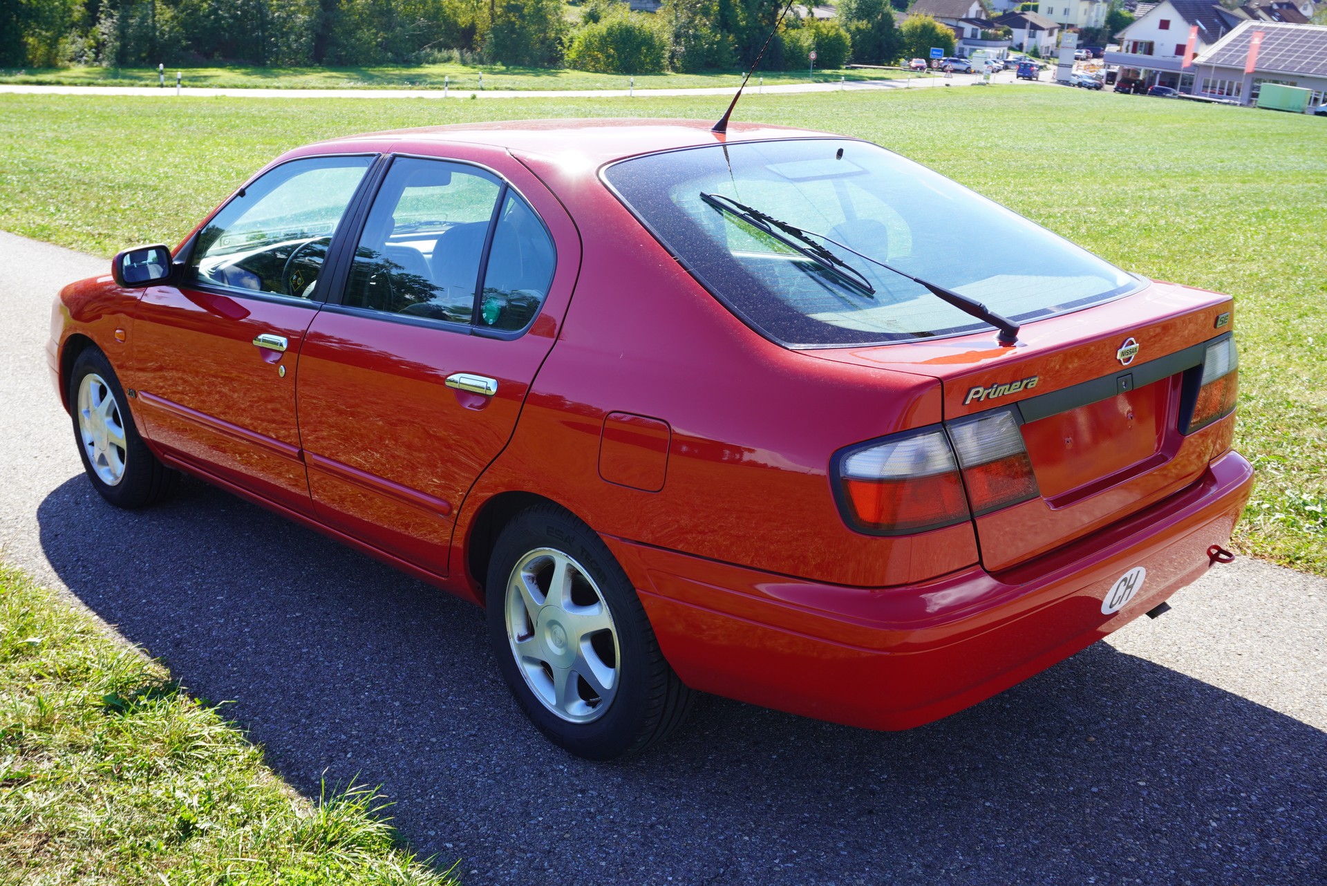 NISSAN Primera 2.0 SE-image-6
