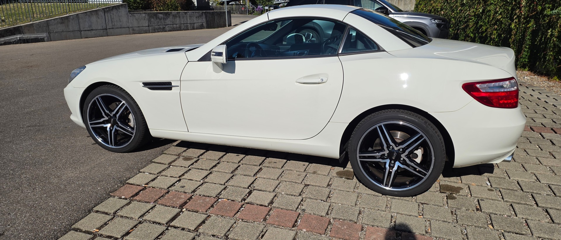 MERCEDES-BENZ SLK 200-image-4