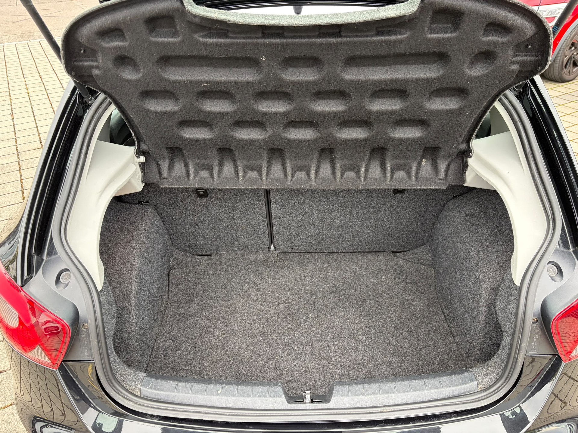 SEAT Ibiza 1.6 TDI Style-image-7