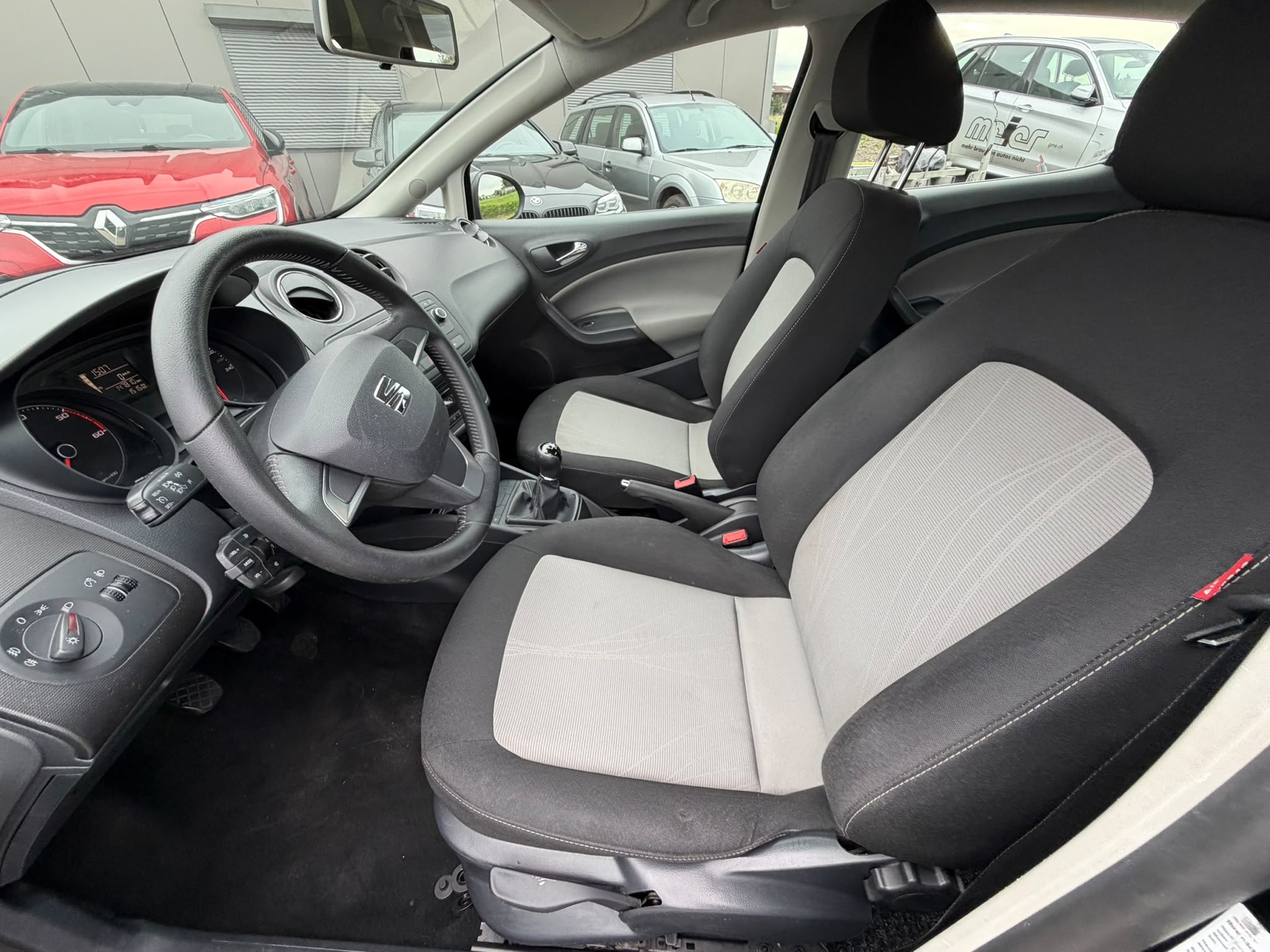 SEAT Ibiza 1.6 TDI Style-image-12