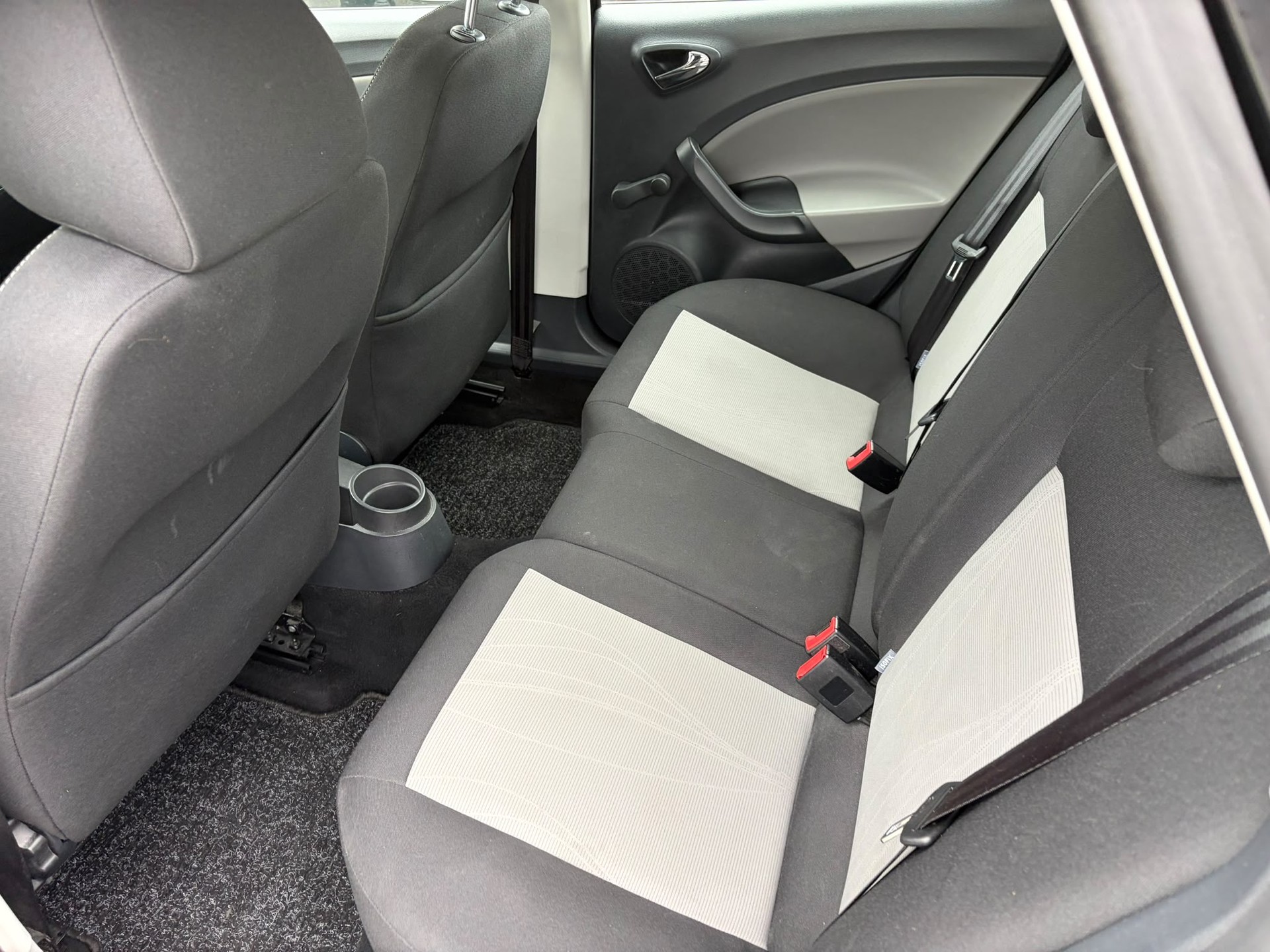 SEAT Ibiza 1.6 TDI Style-image-14