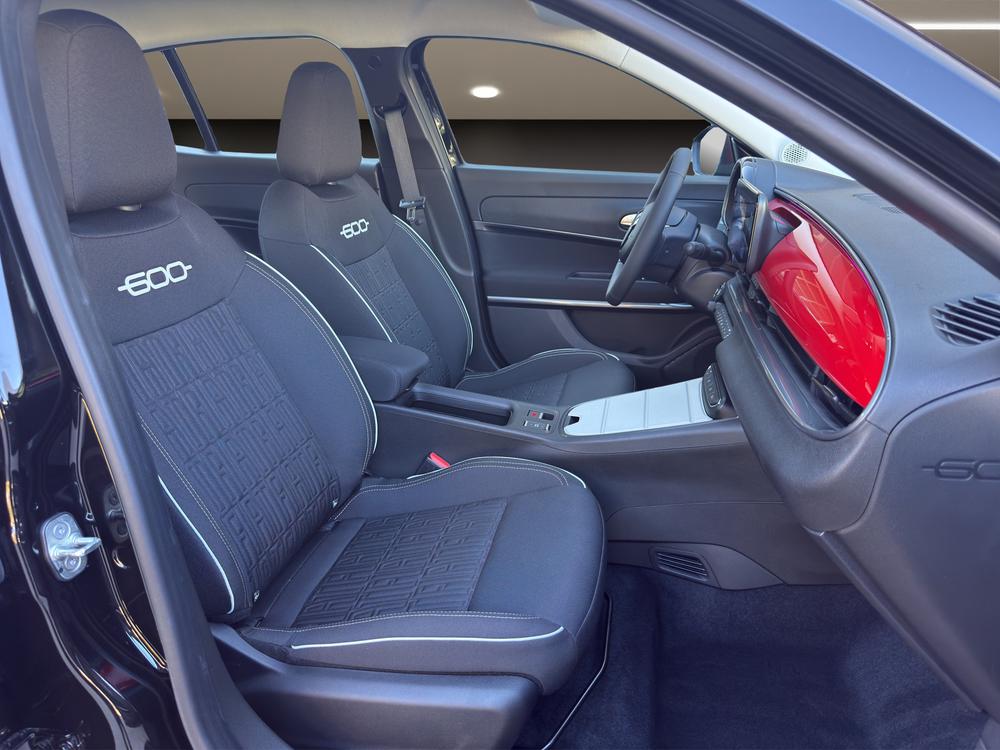 FIAT 600 Red Swiss Edition-image-10