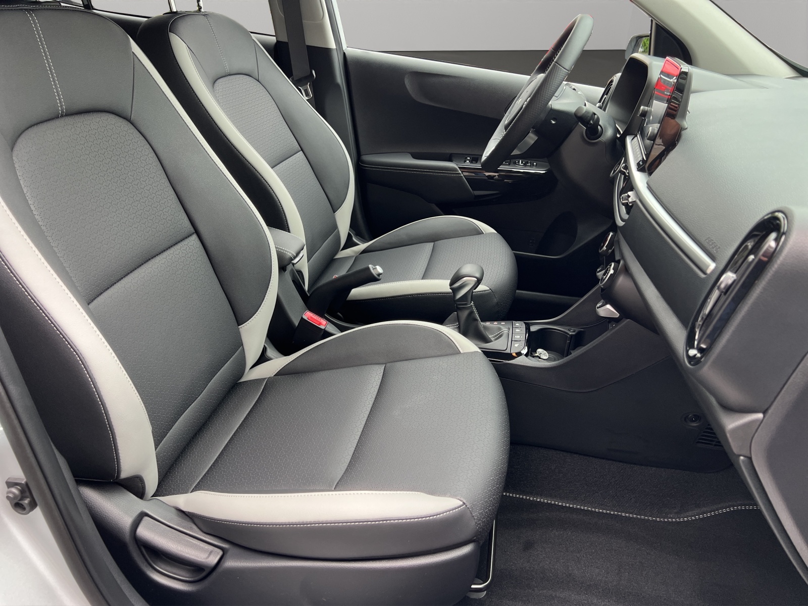 KIA Picanto 1.2 CVVT GT-Line-image-11