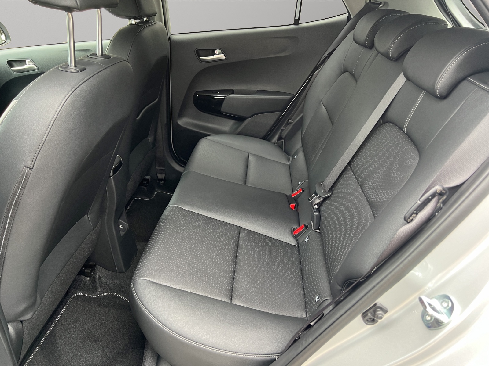 KIA Picanto 1.2 CVVT GT-Line-image-8
