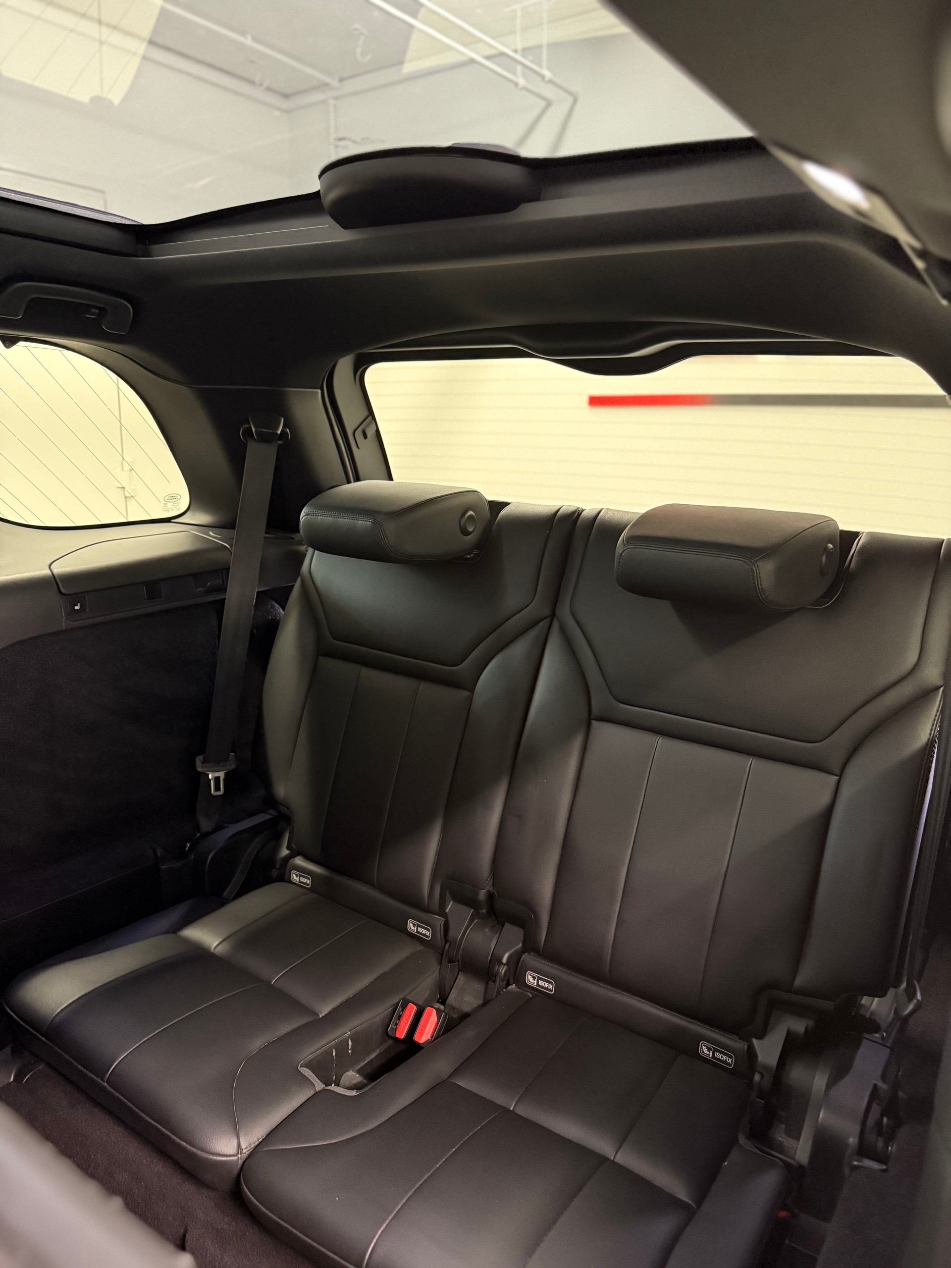 LAND ROVER Discovery 3.0 TD6 HSE Automatic 7-Plätzer-image-22