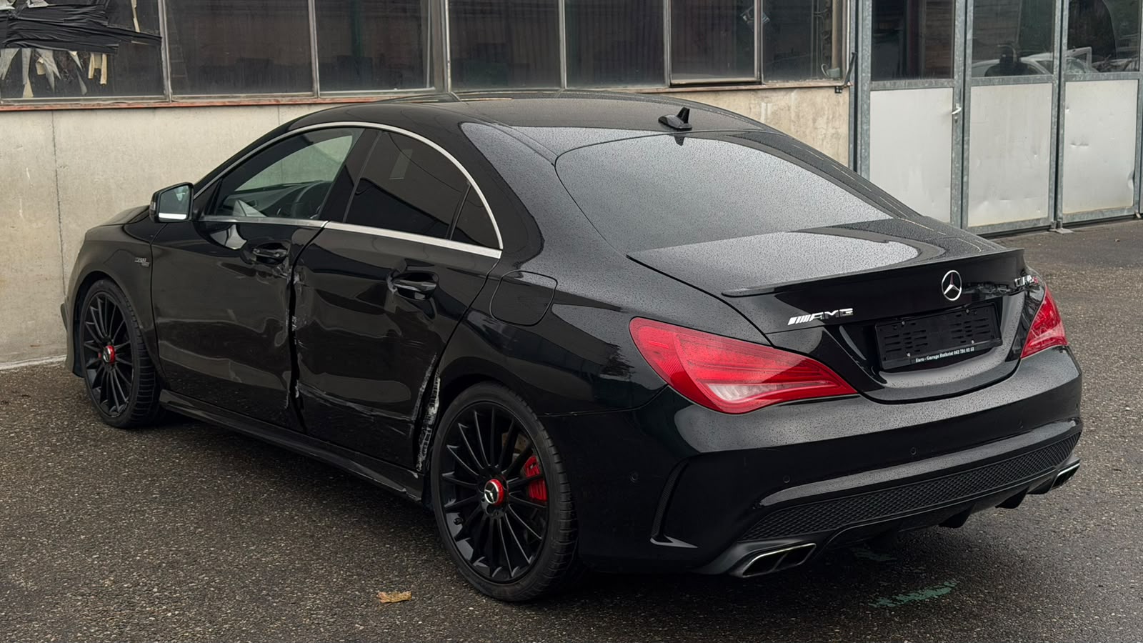 MERCEDES-BENZ CLA 45 AMG 4Matic Speedshift-image-4