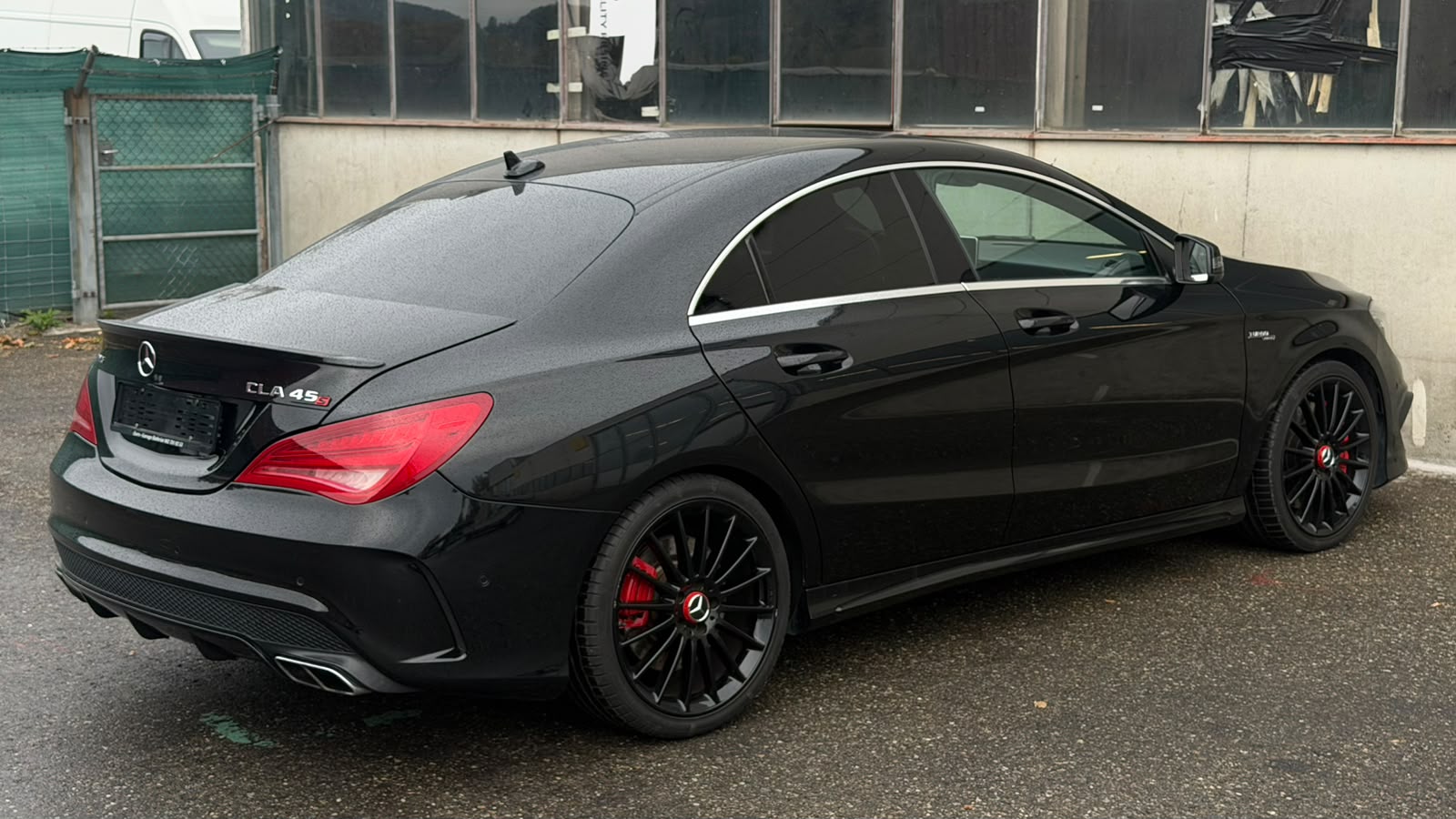 MERCEDES-BENZ CLA 45 AMG 4Matic Speedshift-image-6