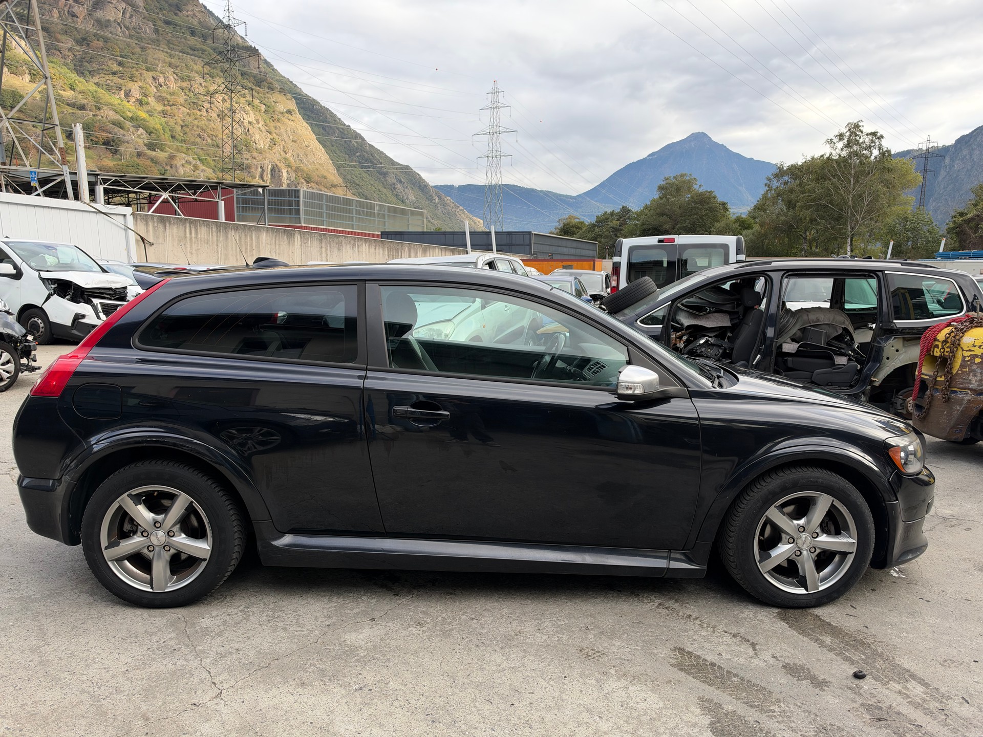 VOLVO C30 2.0D-image-3
