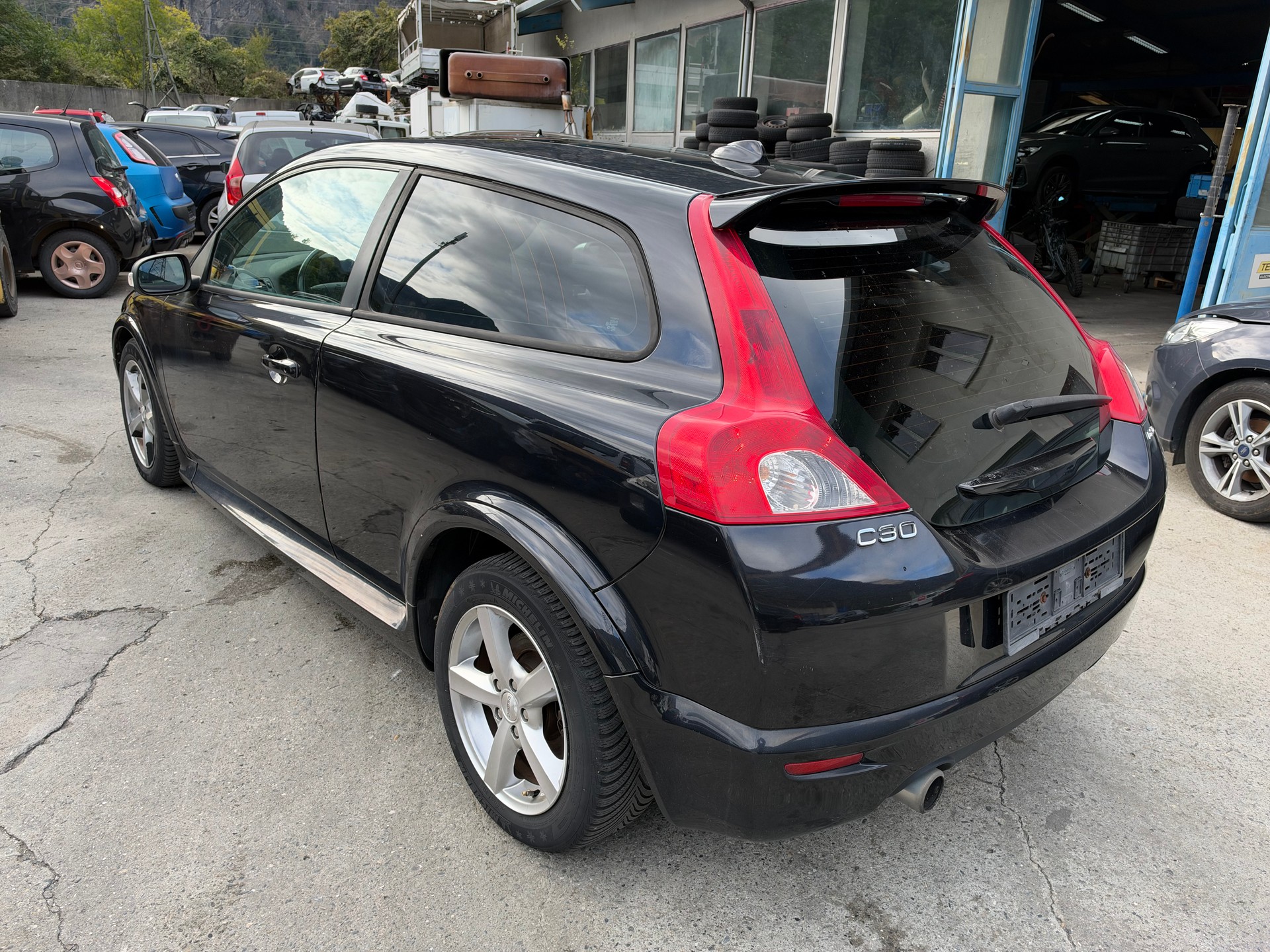 VOLVO C30 2.0D-image-6