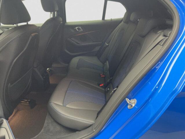 BMW 1er Reihe F40 120d xDrive-image-9