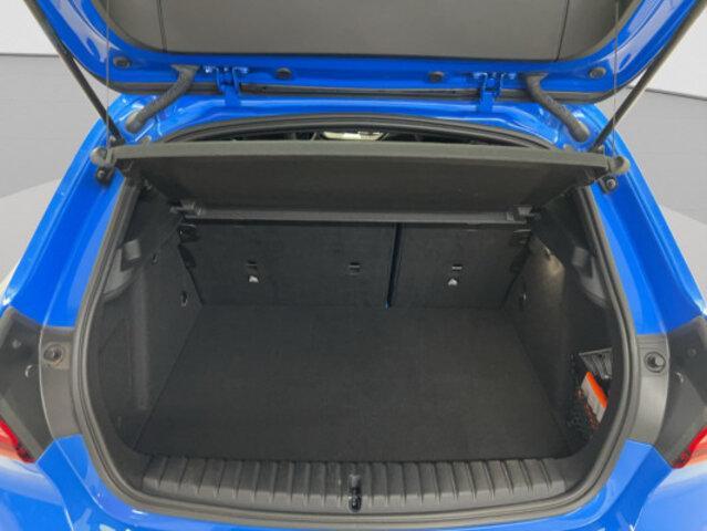 BMW 1er Reihe F40 120d xDrive-image-12