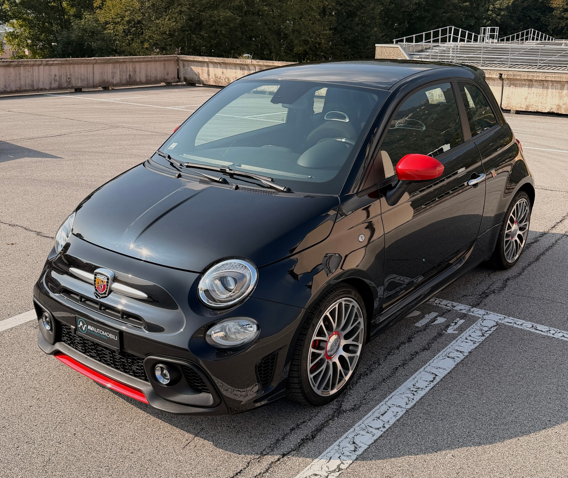 FIAT 595 1.4 16V Turbo Abarth F595-image-1